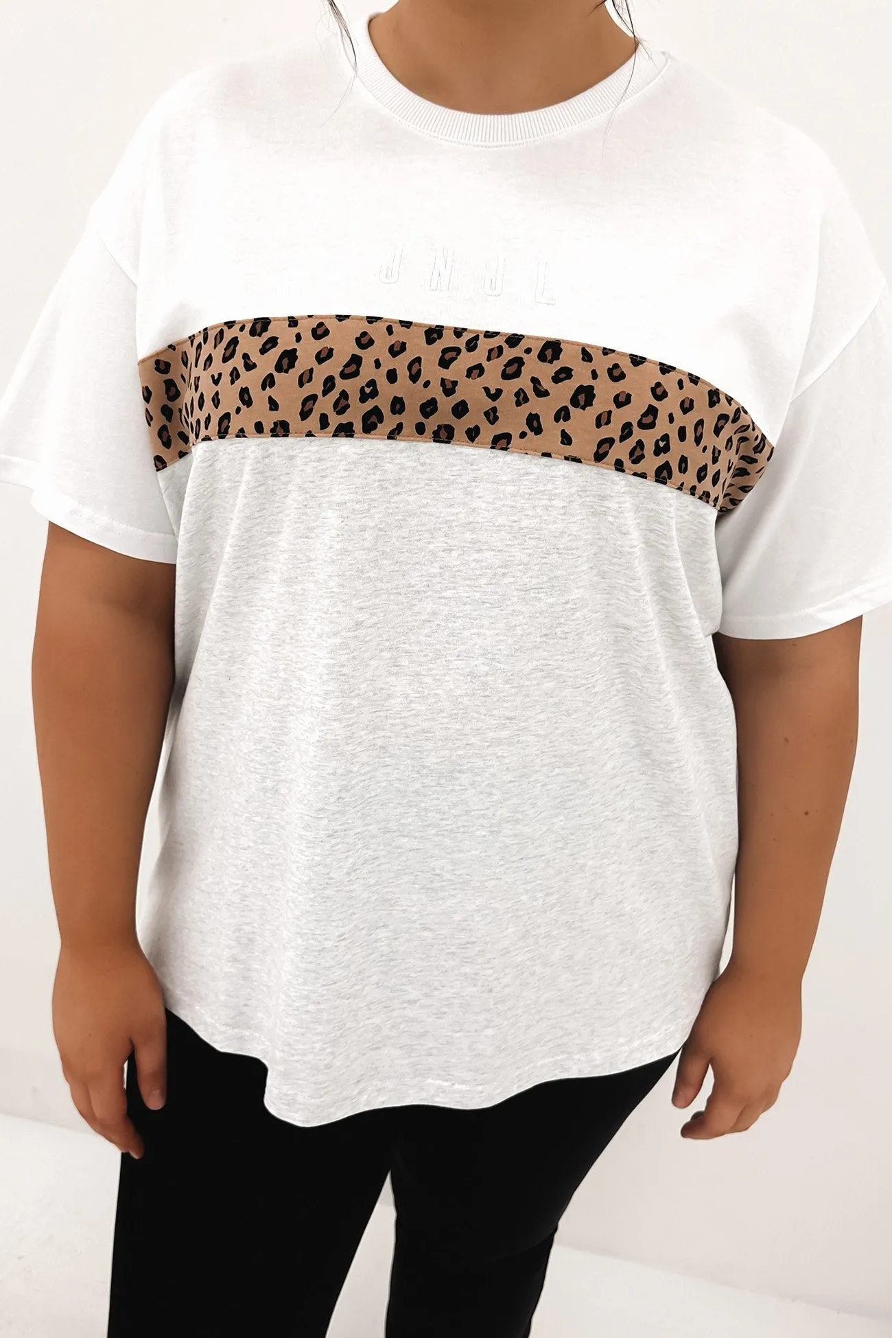 NonRestrictive Cut Double Stitched Hem Leopard Panel Up Tee Snow Marle