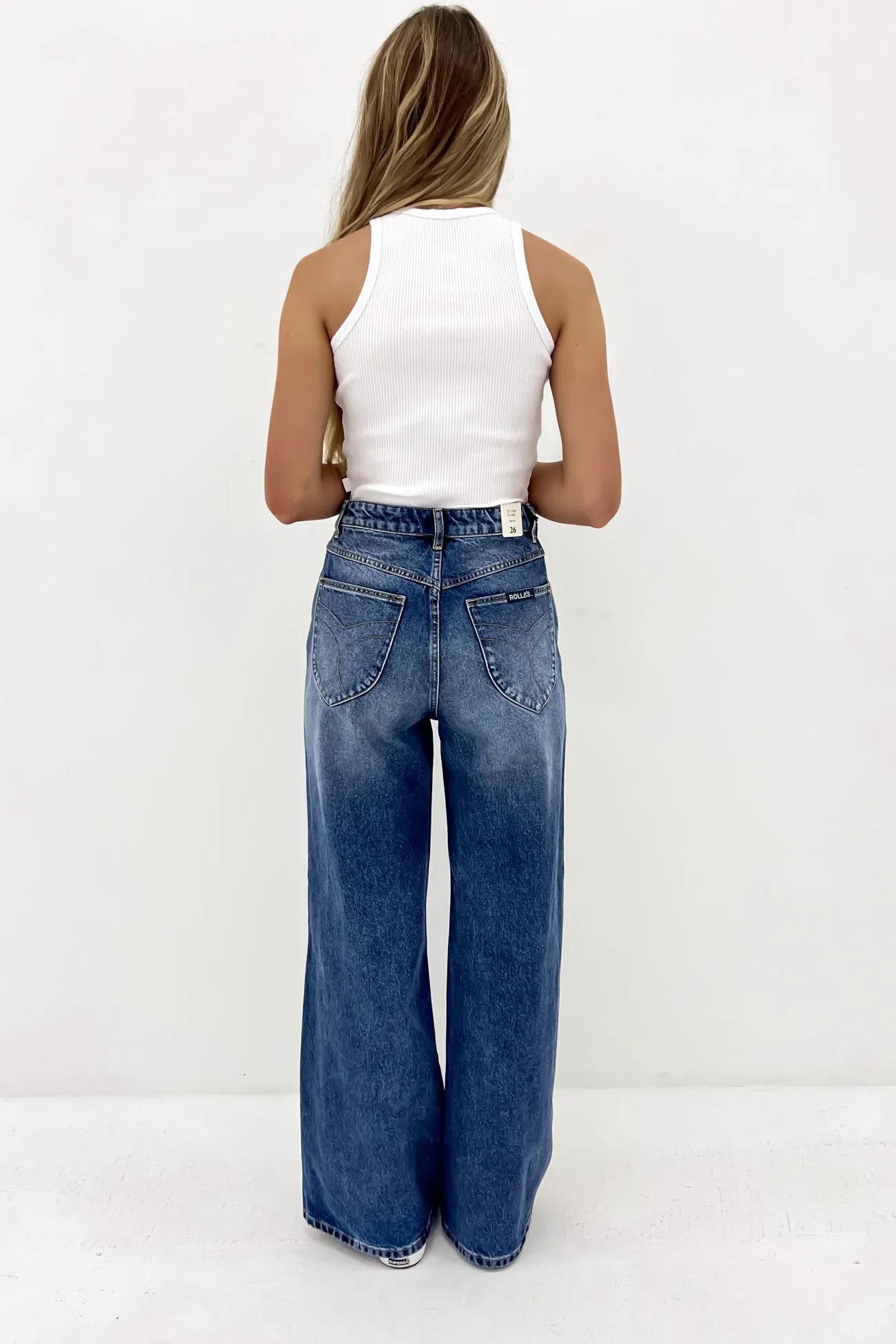 Studio Flare Jean Real Worn Balanced Style