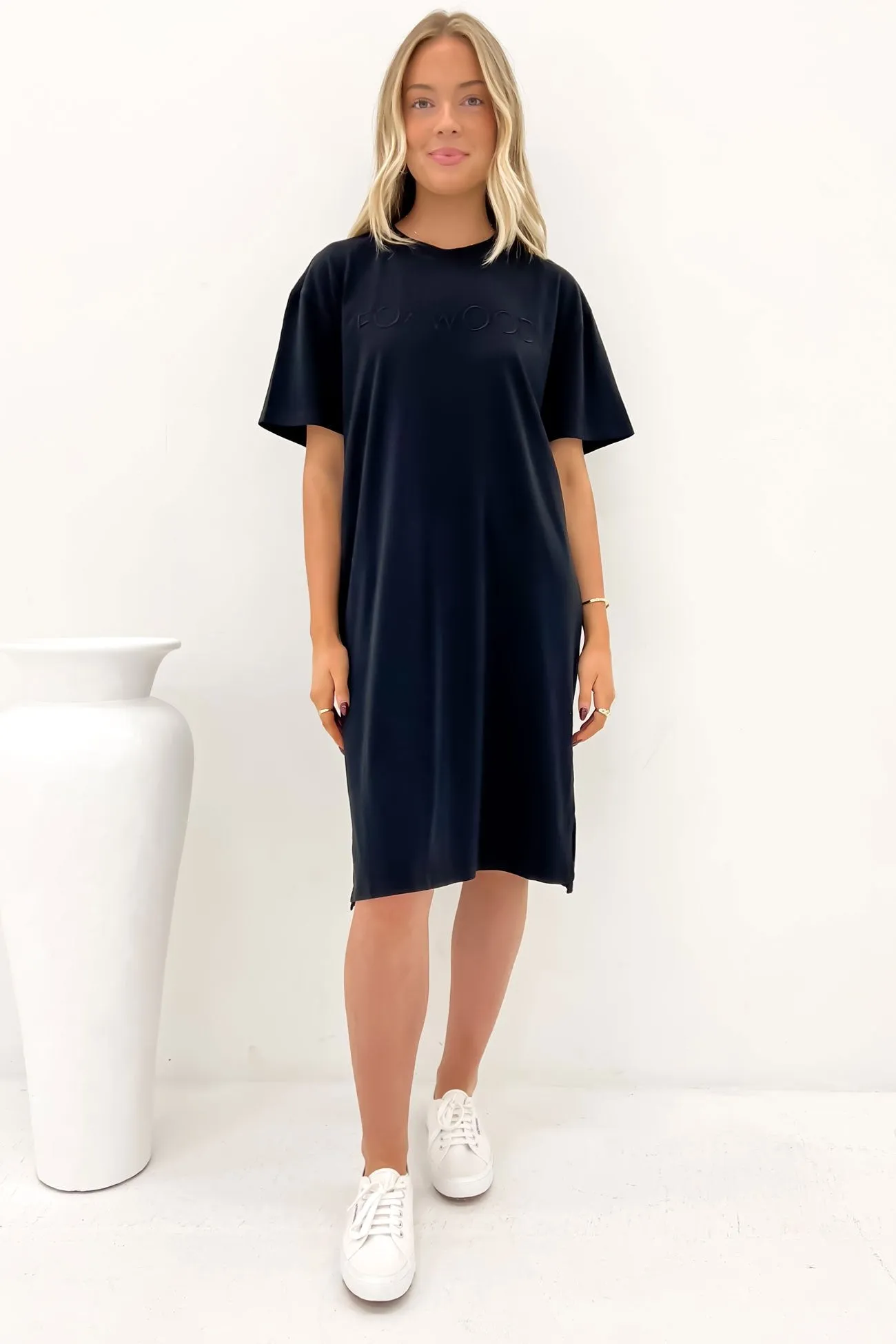 Simplified Tee Dress Washed Black Motion Light