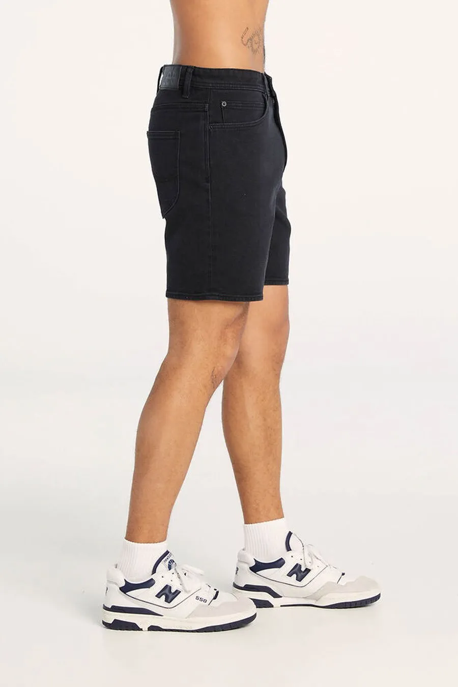 Daywear L-Three Short Industry Black