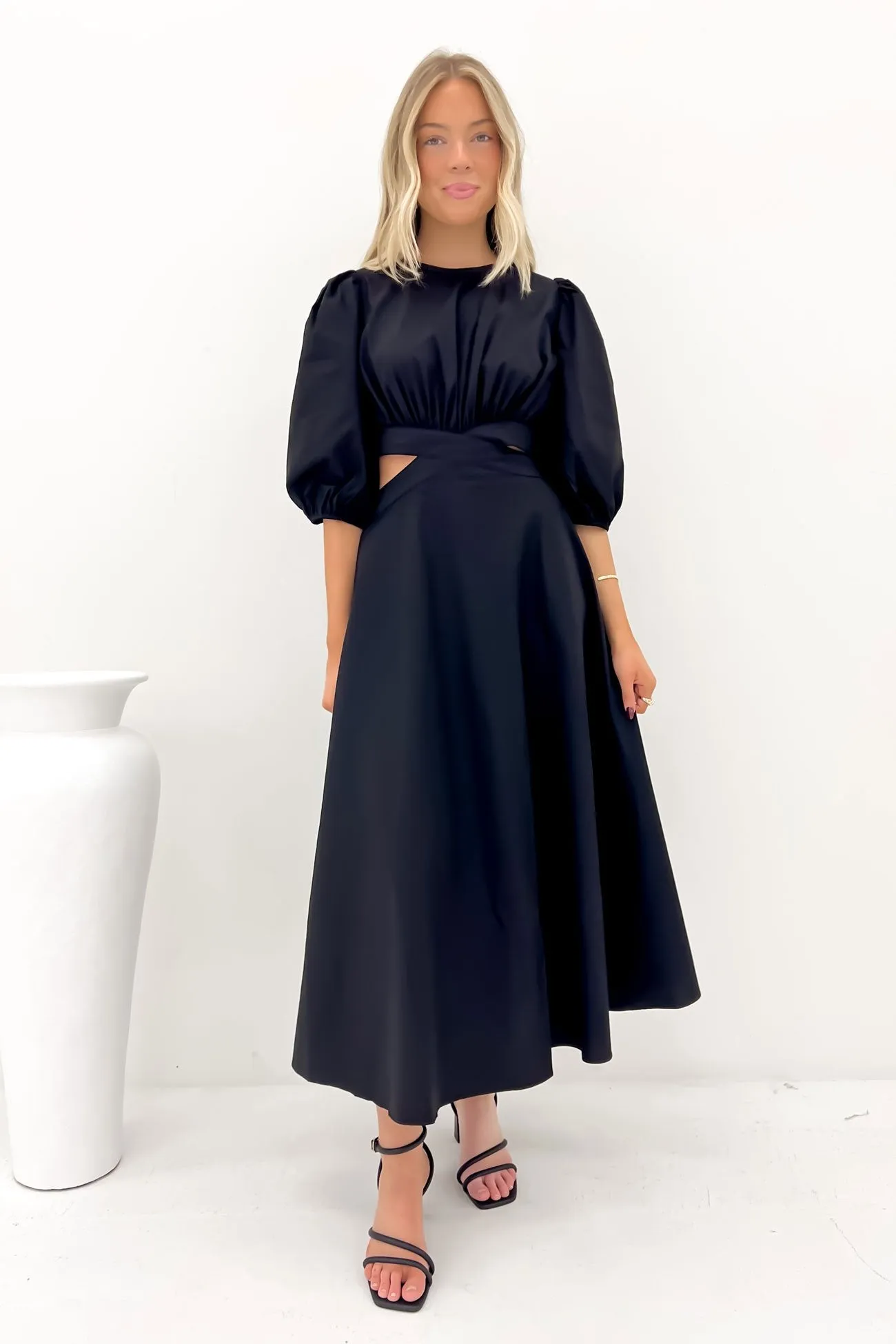 Soft Gradient Ava Maxi Dress Black