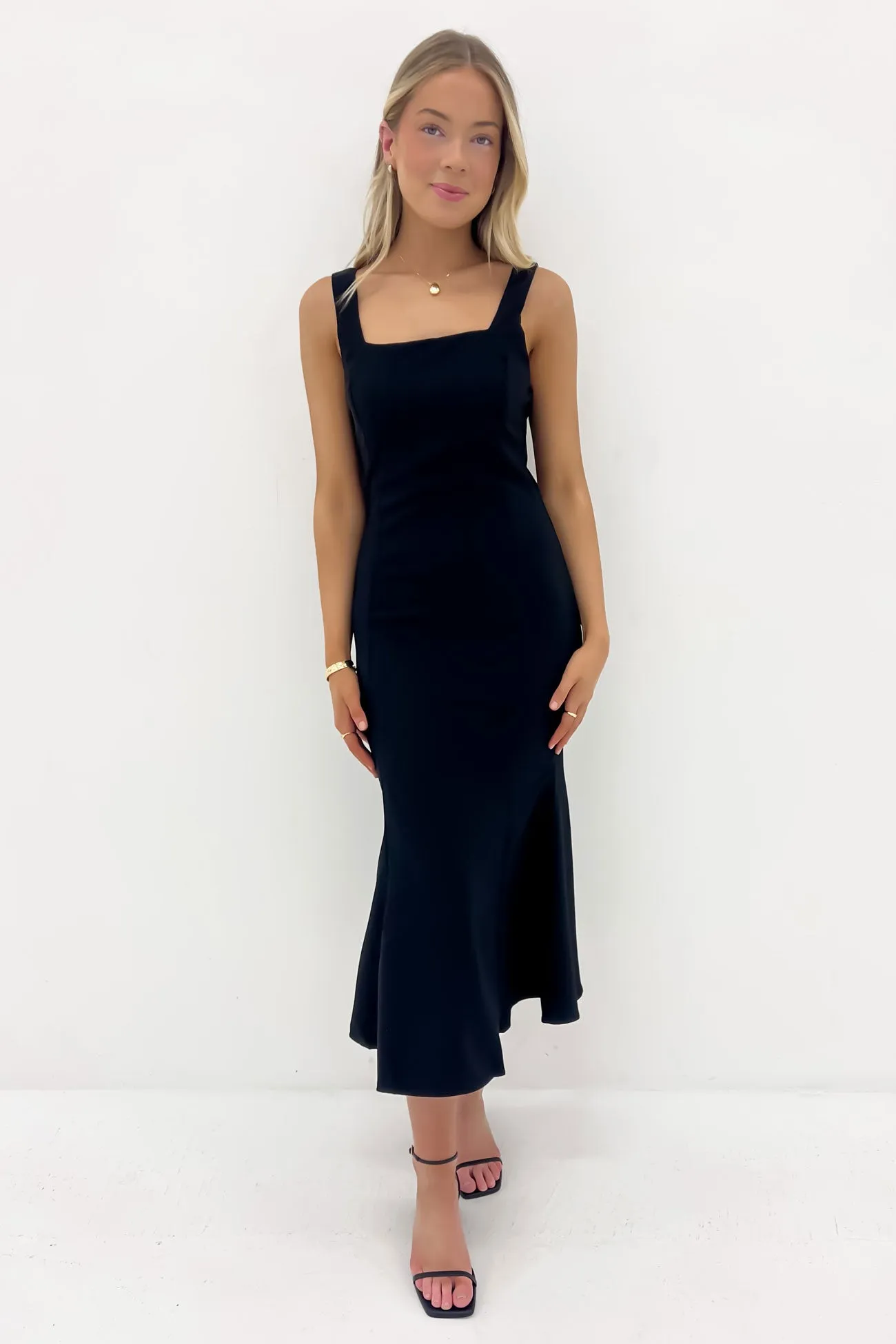 Casual Mode Katelyn Midi Dress Black