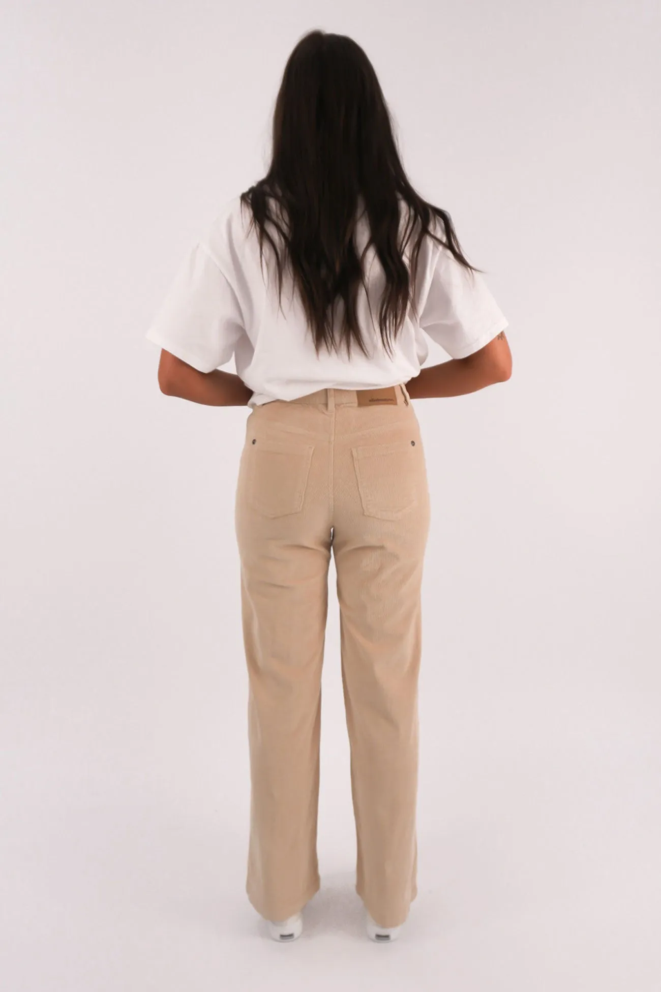 Workout-ready Emma Cord Pant Vanilla