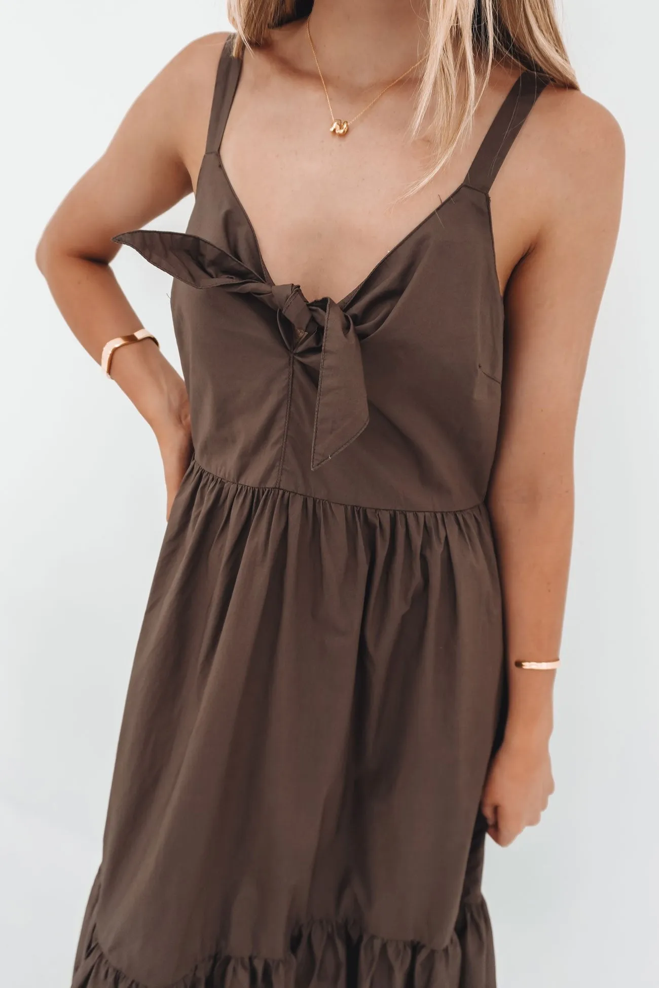 Esmerelda Dress Chocolate Smooth silhouette
