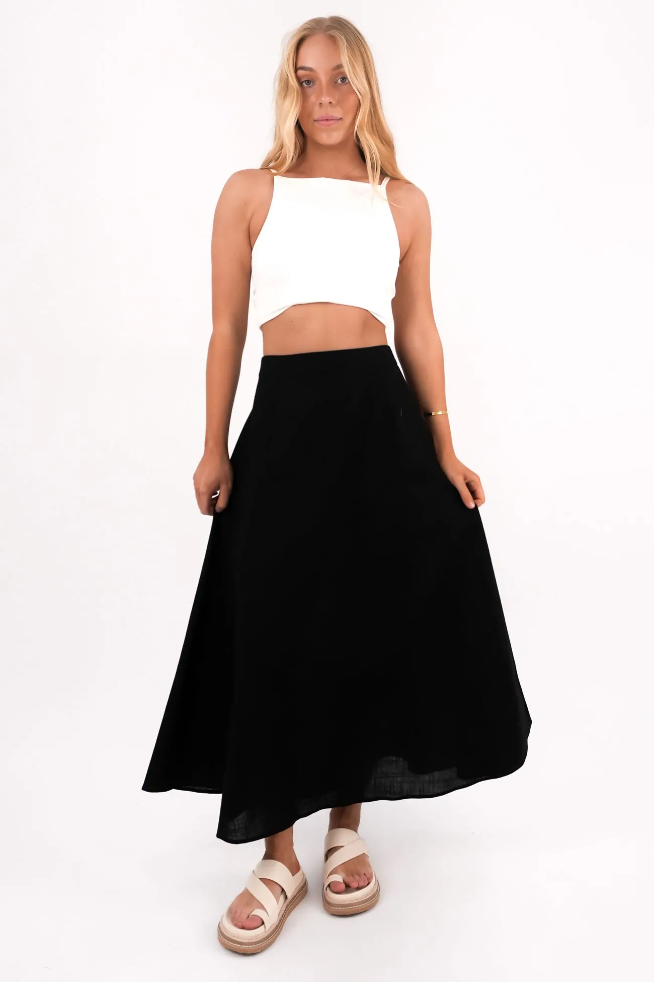 Essential Maxi Skirt Black Breezy Edge