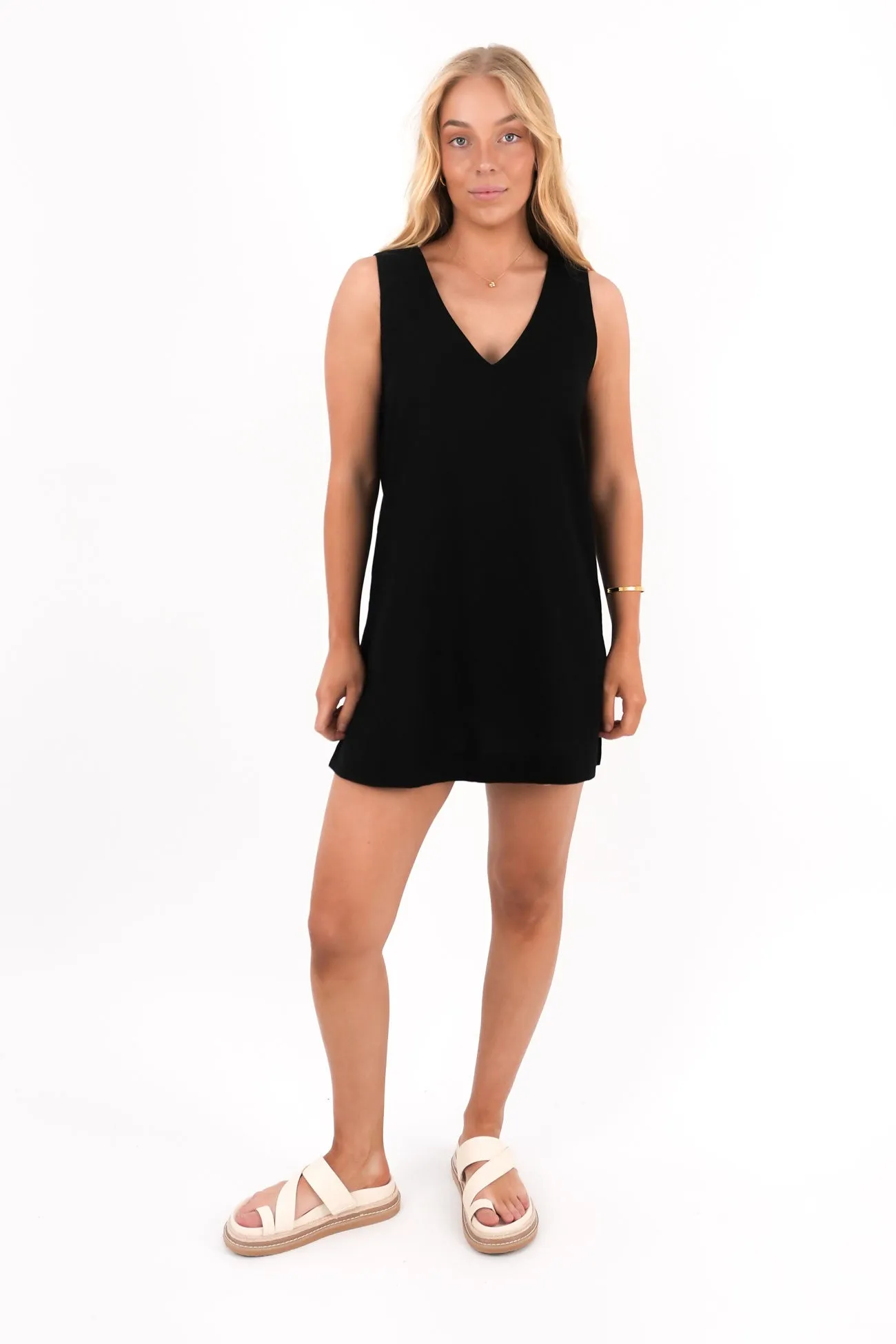 Breathable Comfort Wear Calm Finish Essential Mini Dress Black