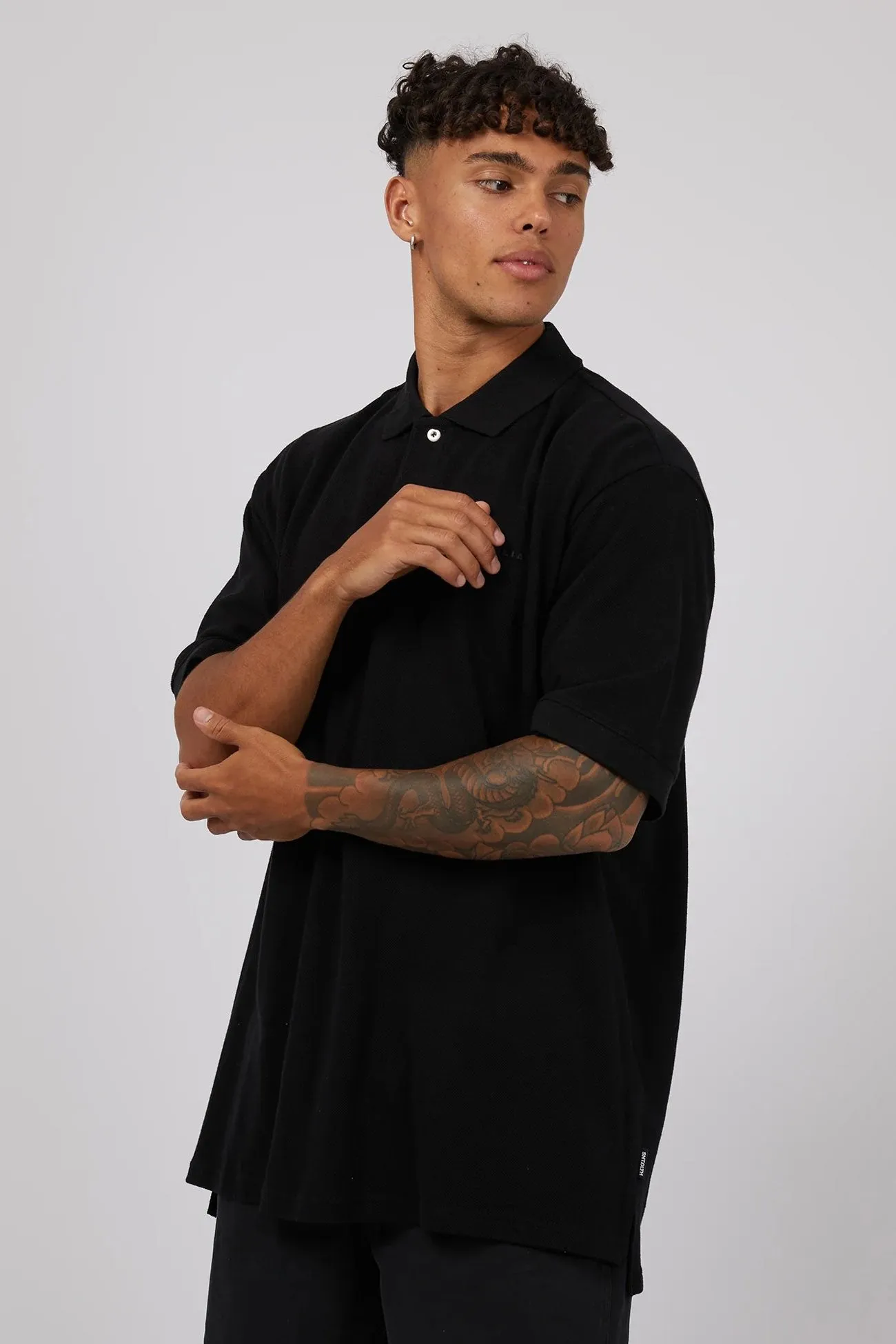 Essential Polo Black Essential Wardrobe