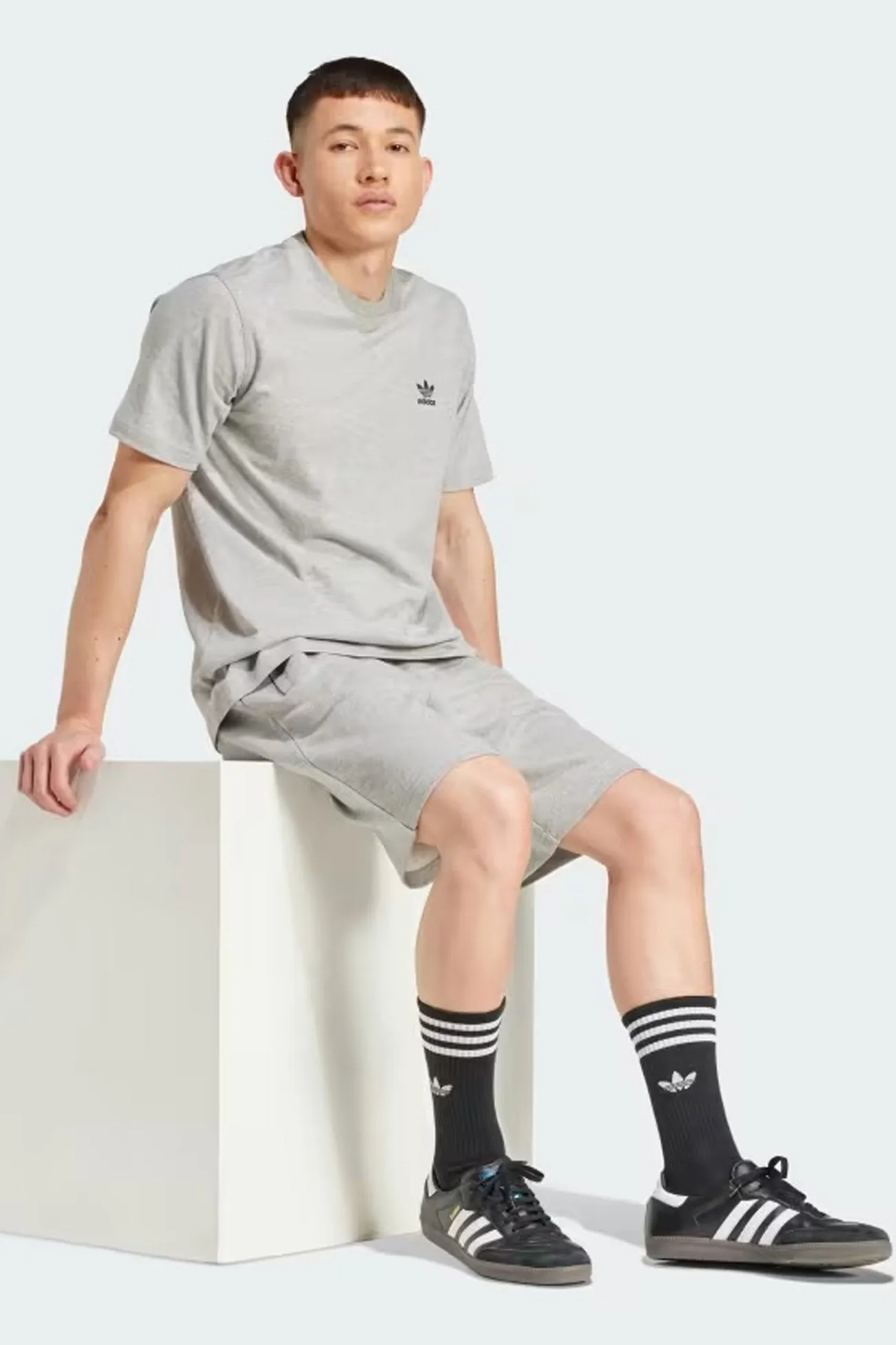 Functional Comfort Casual everyday wear Essential Tee Grey