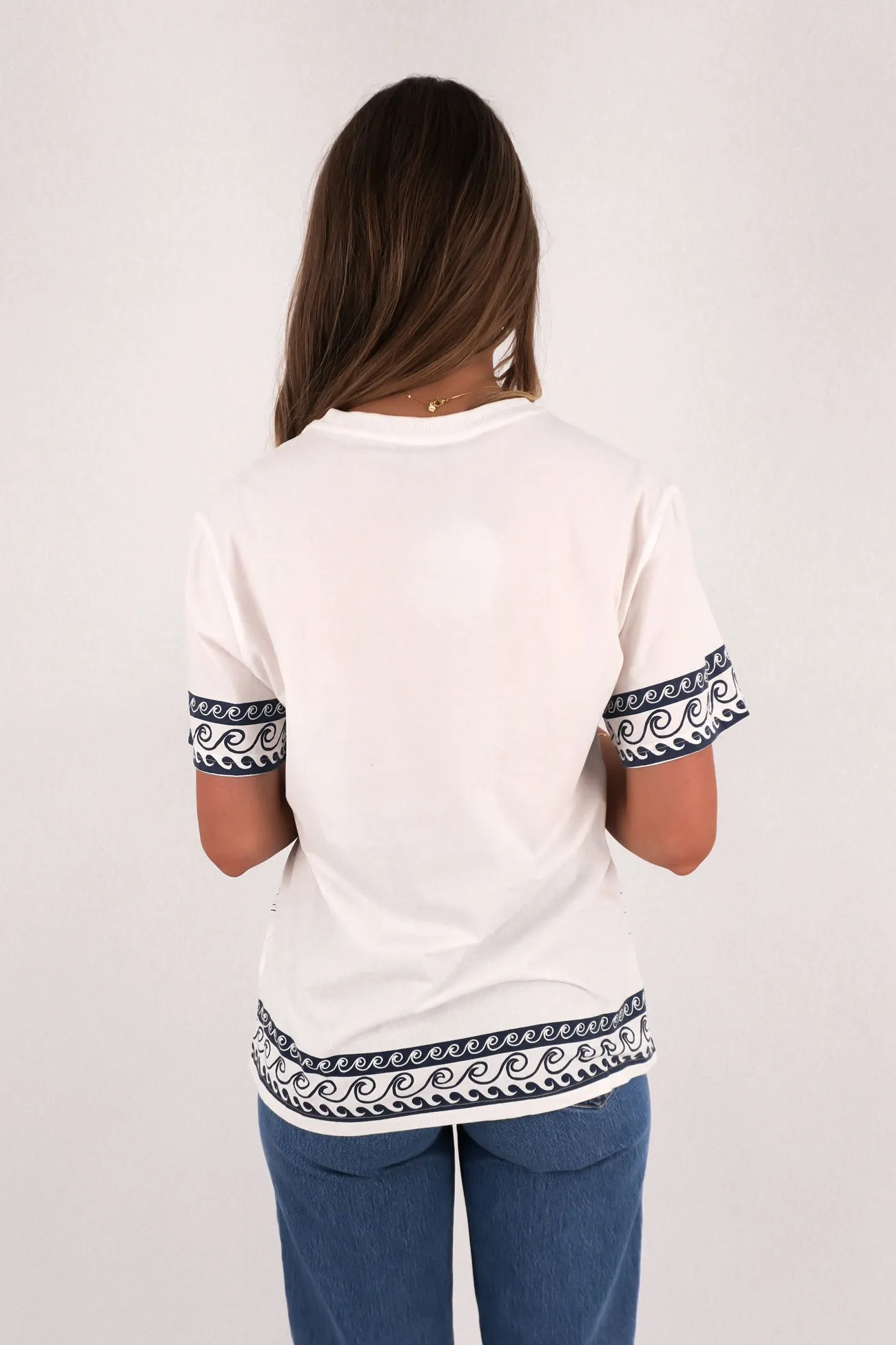 Breathable knit Embroidered Details Esti Tee Brasilia