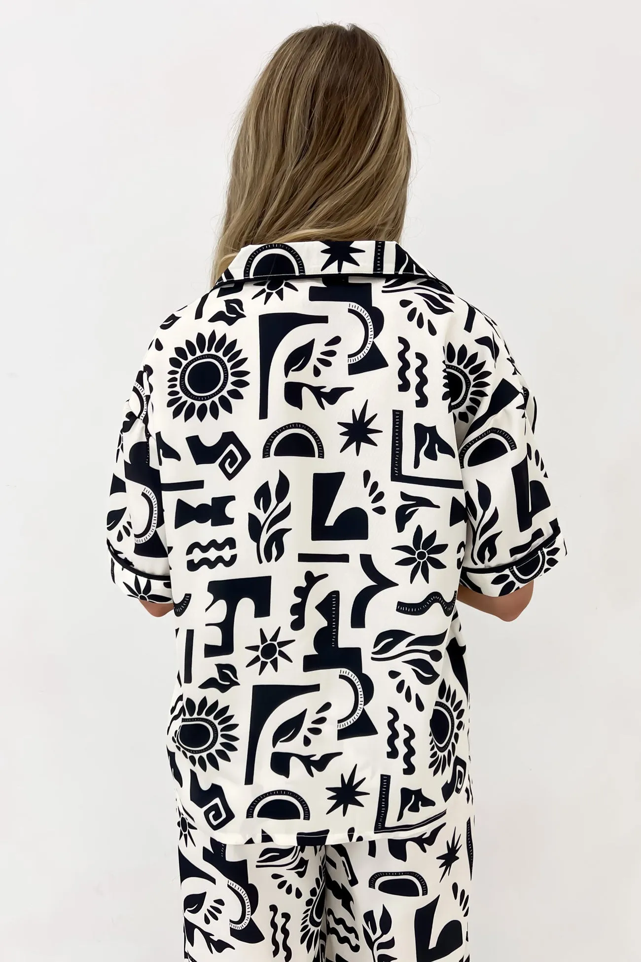 Array Shirt Print Airflow Ventilation System
