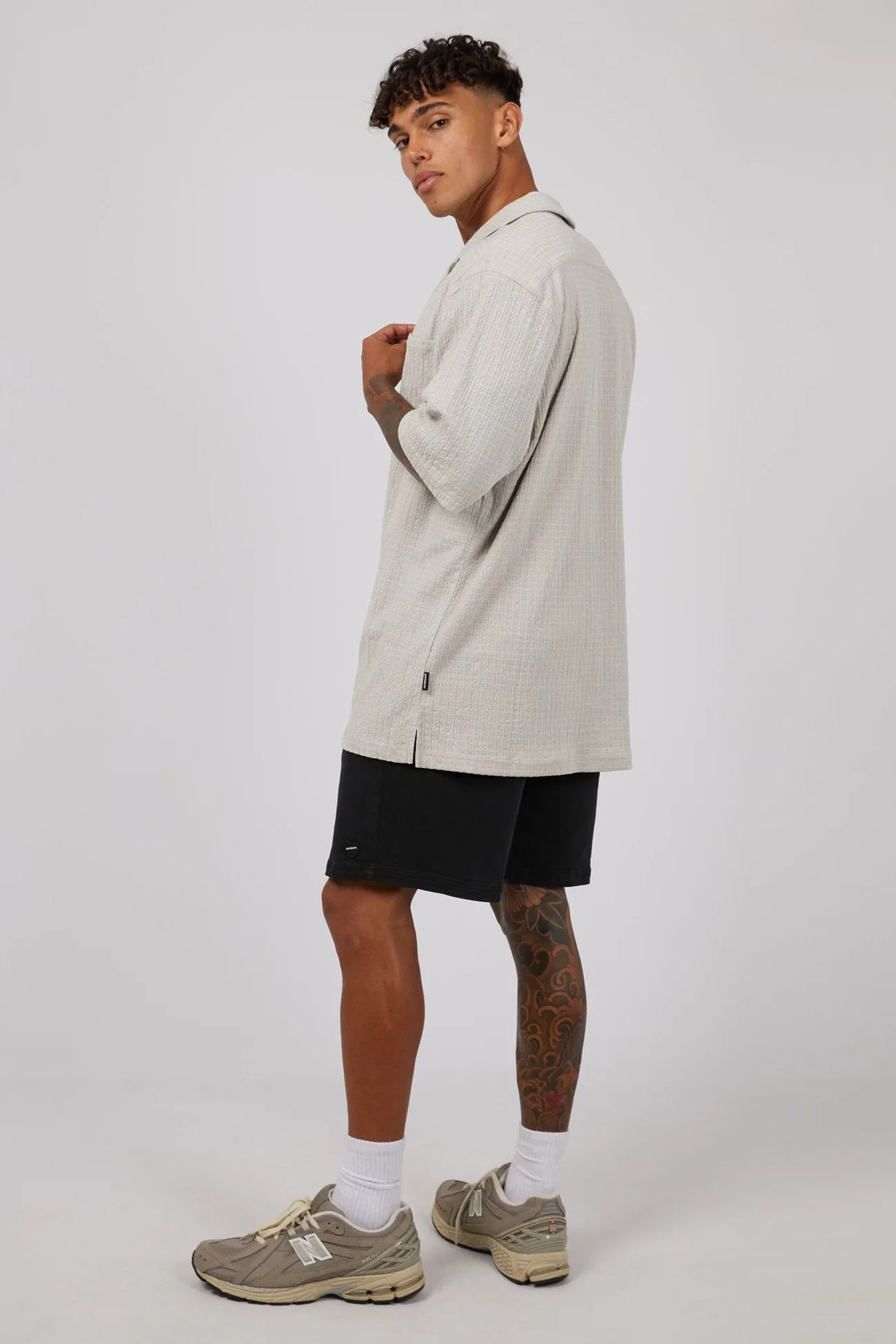 Non Irritating Tags Corporate Wear Otta Short Sleeve Shirt Grey