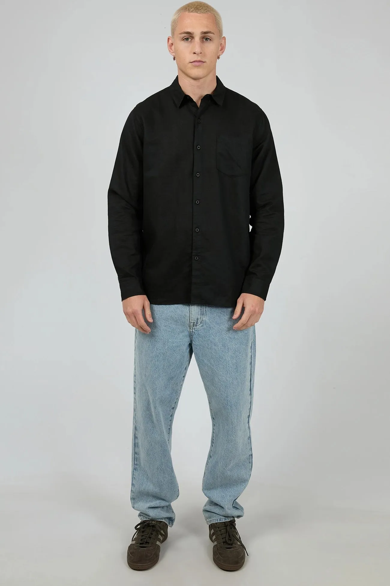 Relaxed Comfort Linen Long Sleeve Shirt II Black