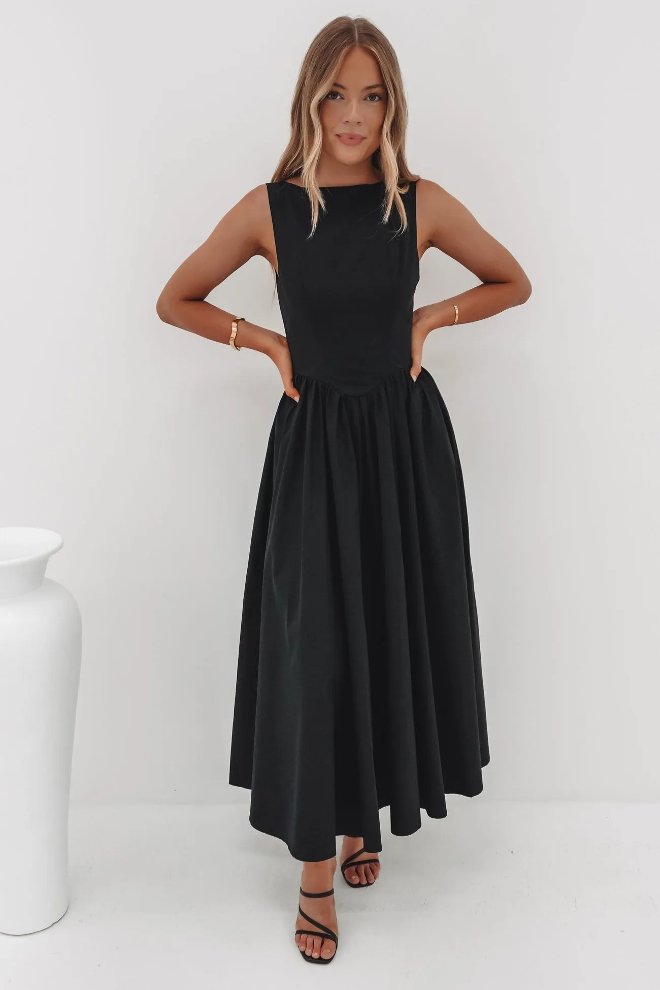 Maisie Maxi Dress Black Cool Elegance