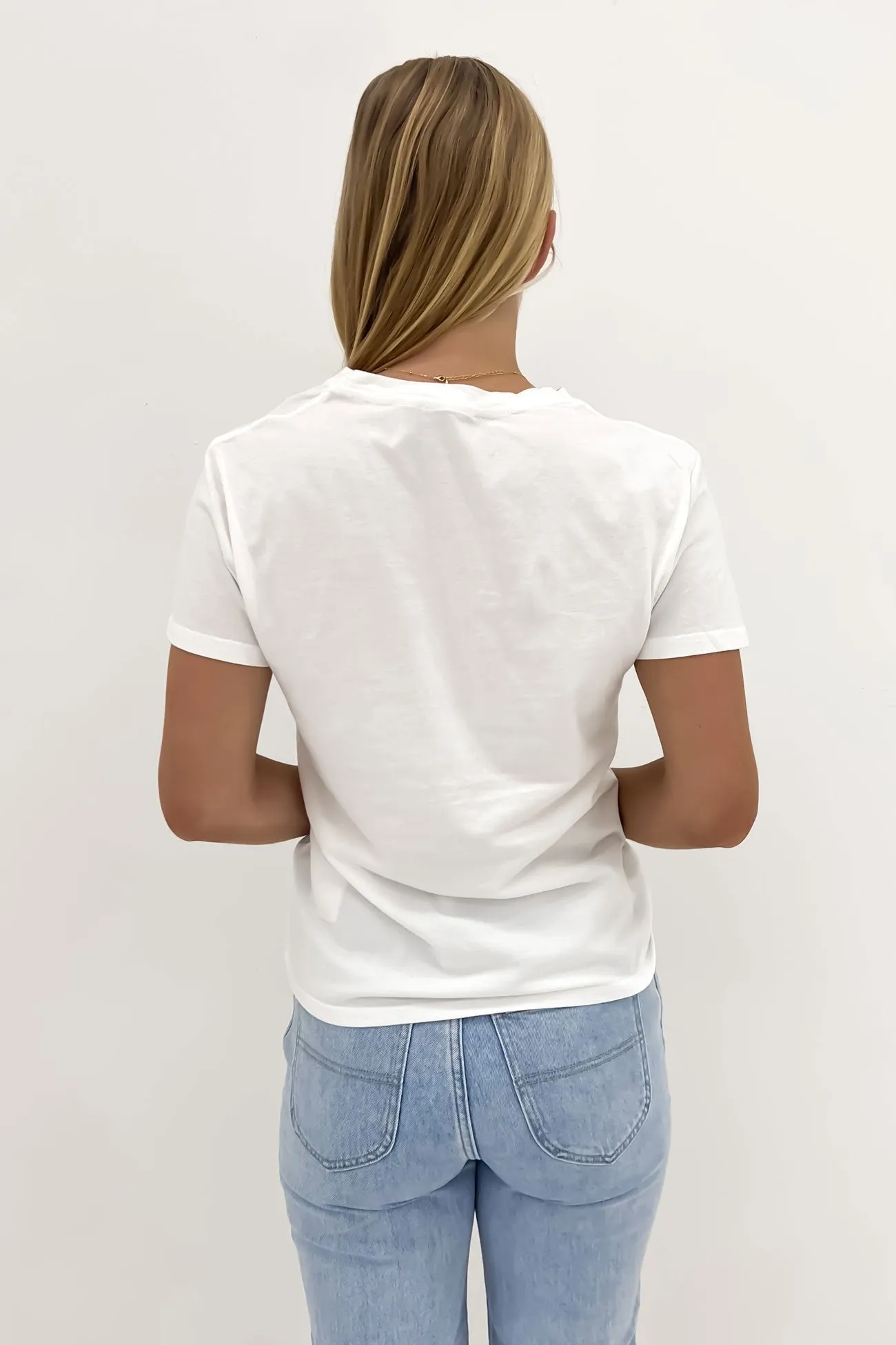 Taylor Tee White Comfortable Look