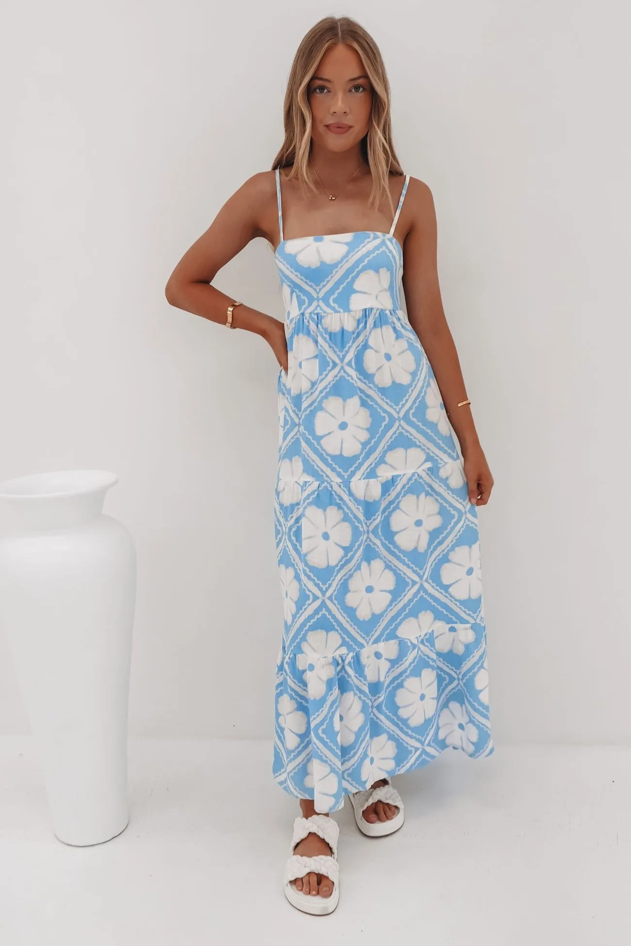 Curve-Enhancing Dannili Midi Dress Shibori