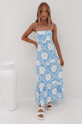Curve-Enhancing Dannili Midi Dress Shibori