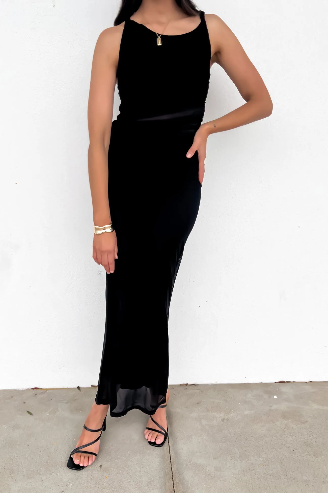 Halle Maxi Dress Black Wrinkle-Free-Finish