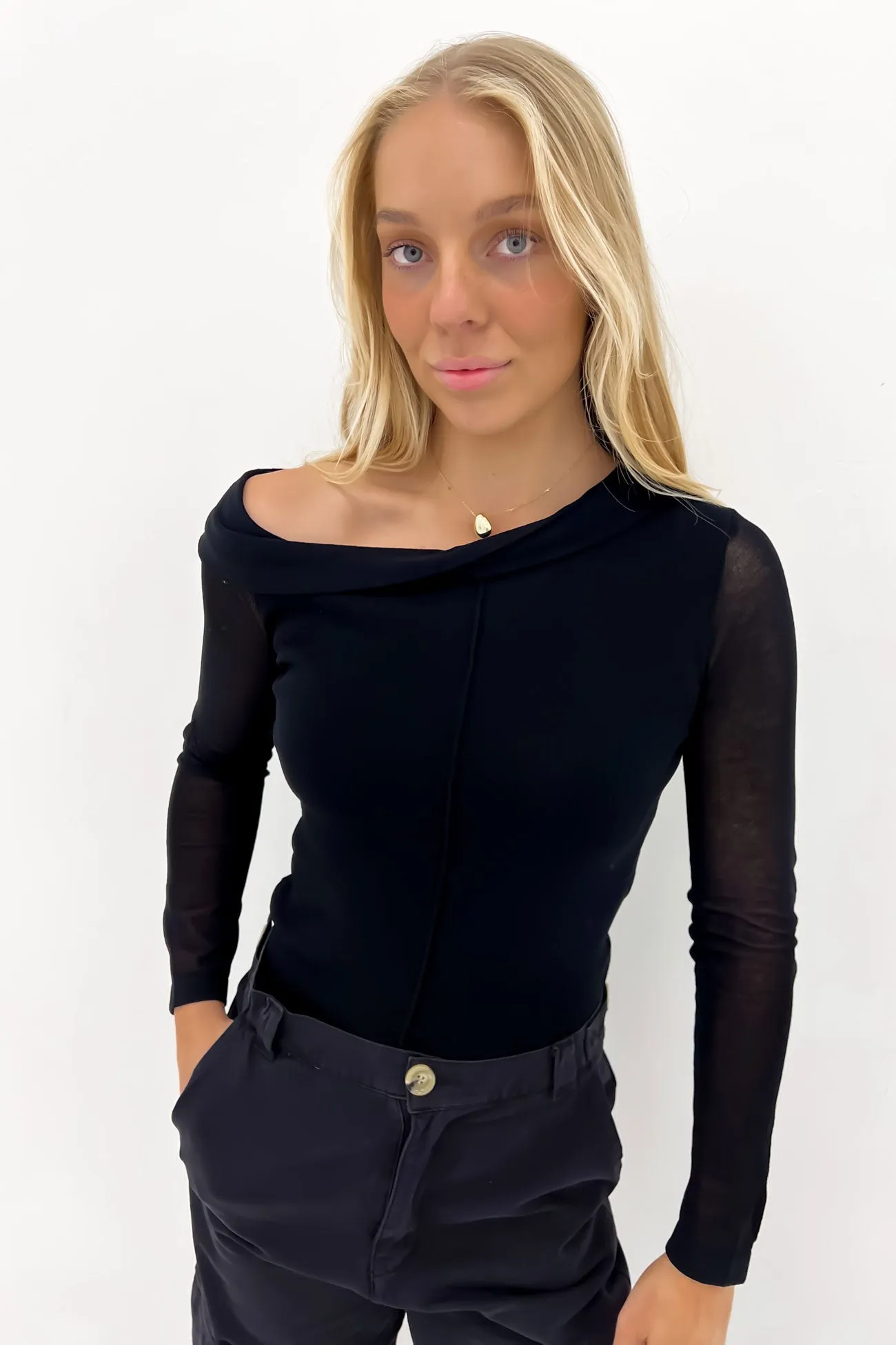 Terrace Regular - size Grace Long Sleeve Black