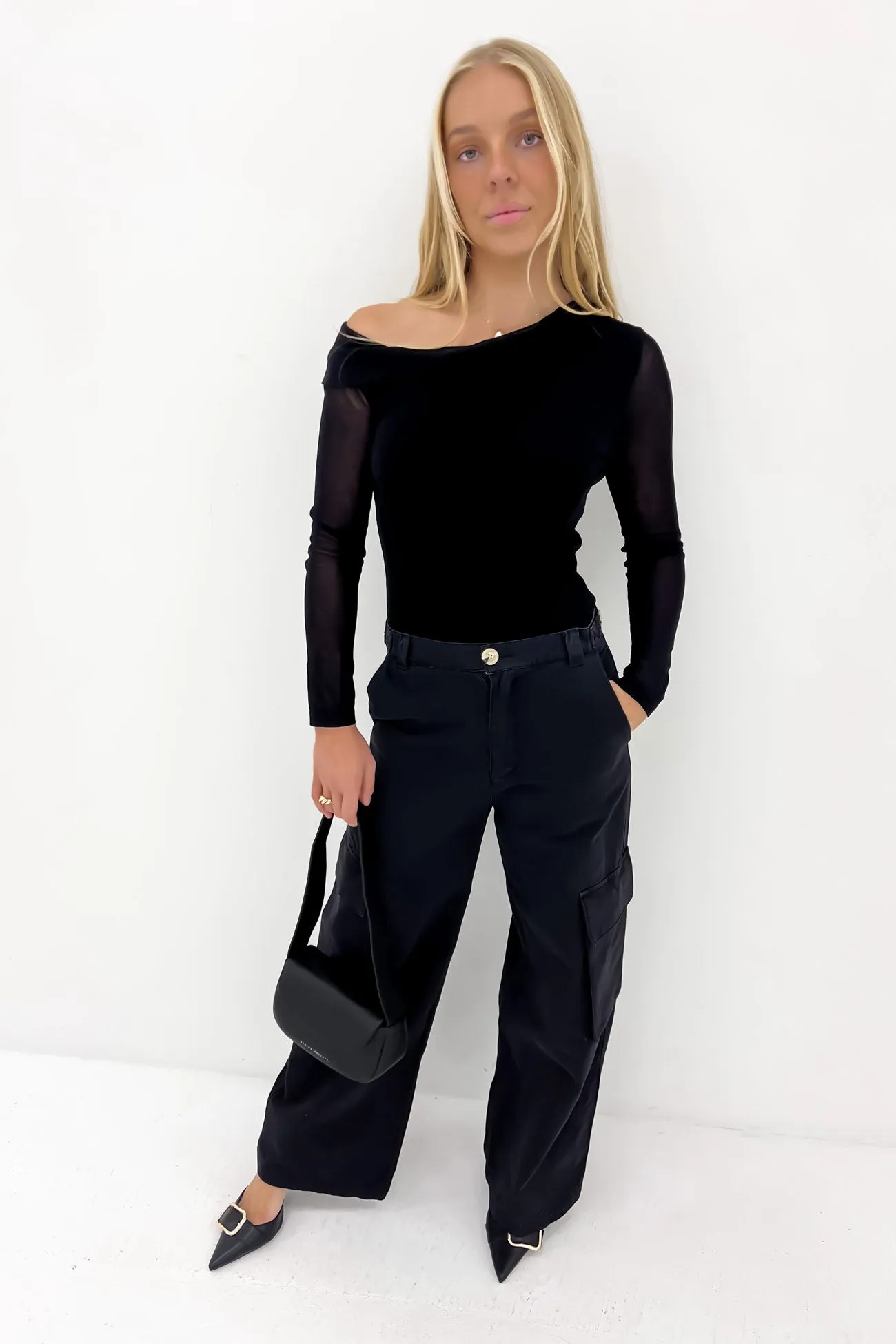 Comfy Budget - friendly Grace Long Sleeve Black