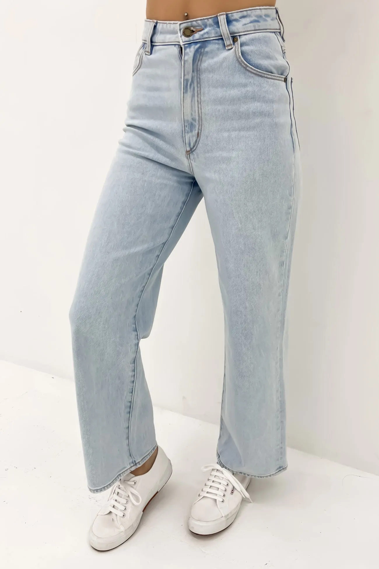 Heidi Ankle Jean Vintage Stone Minimal Outfit Loose Spring Mood