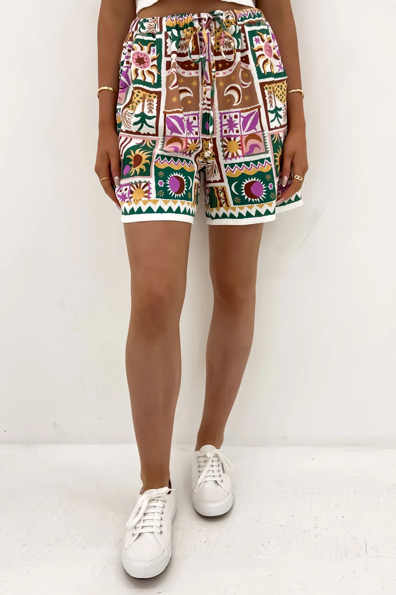 Hendrix Short Whispering Oasis concert outfit