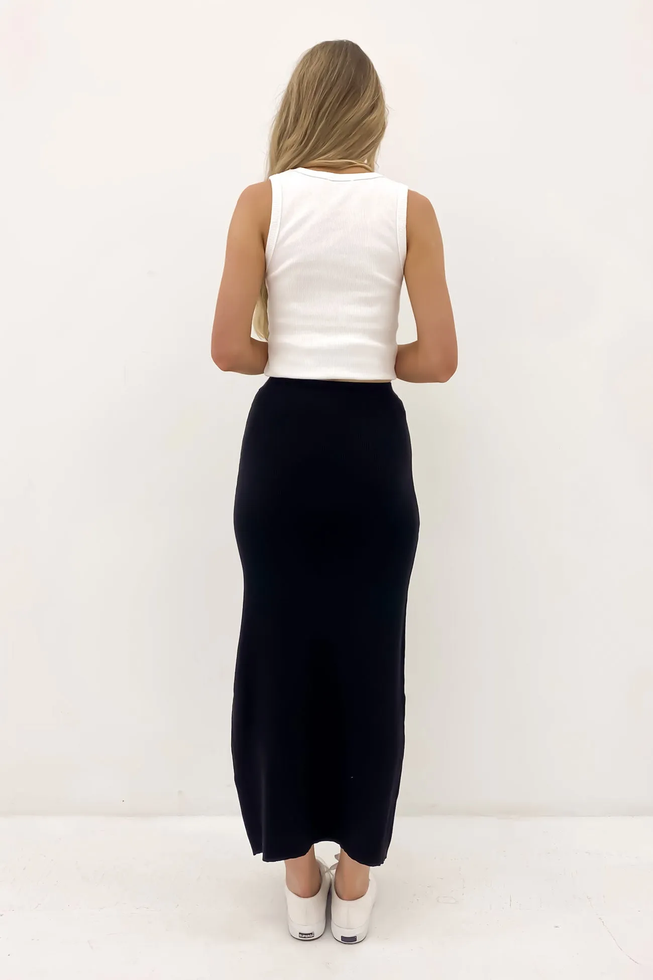 Henley Knit Skirt Black Double Layer Construction