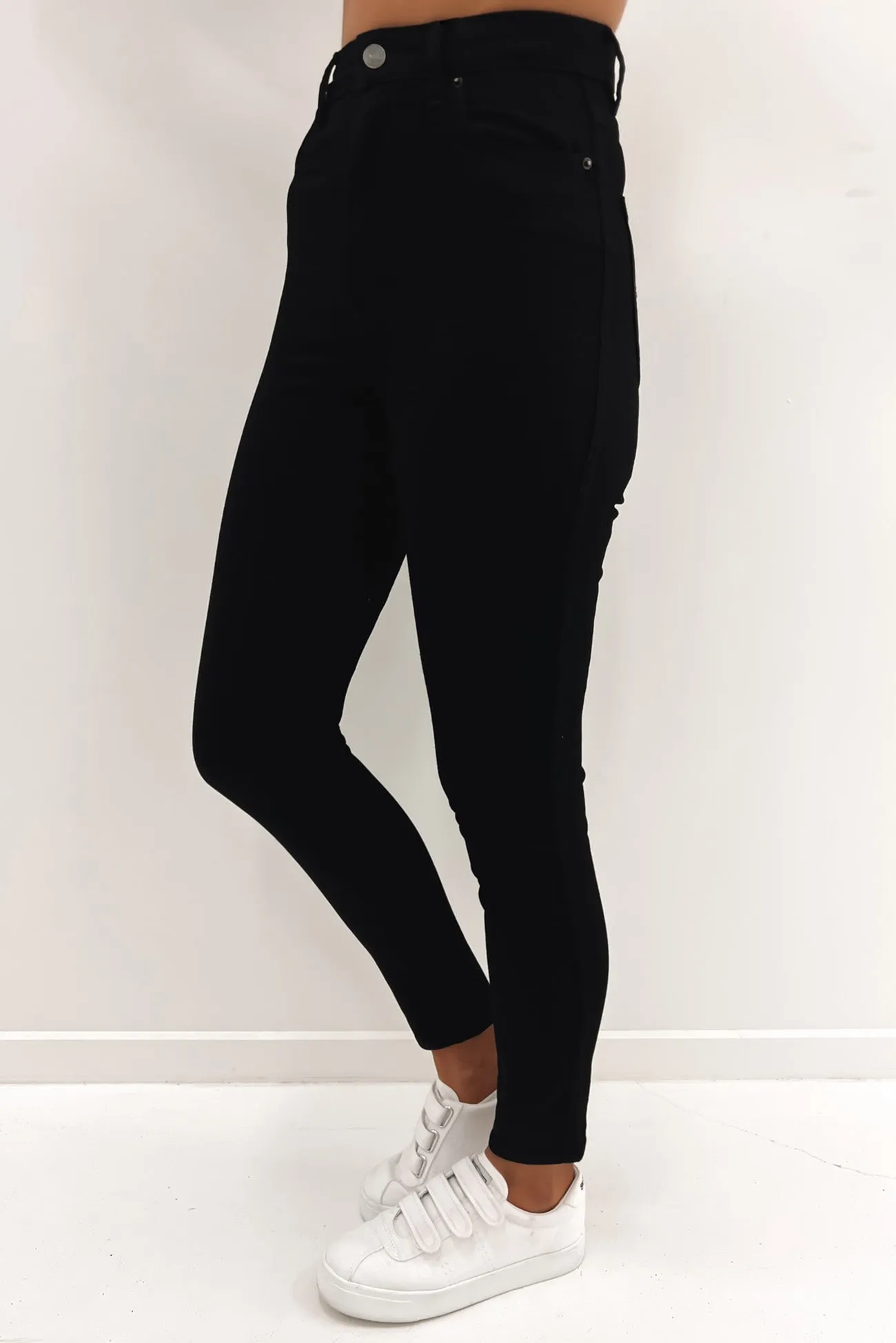Ever Versatile Hi Rider Jean Ex Black