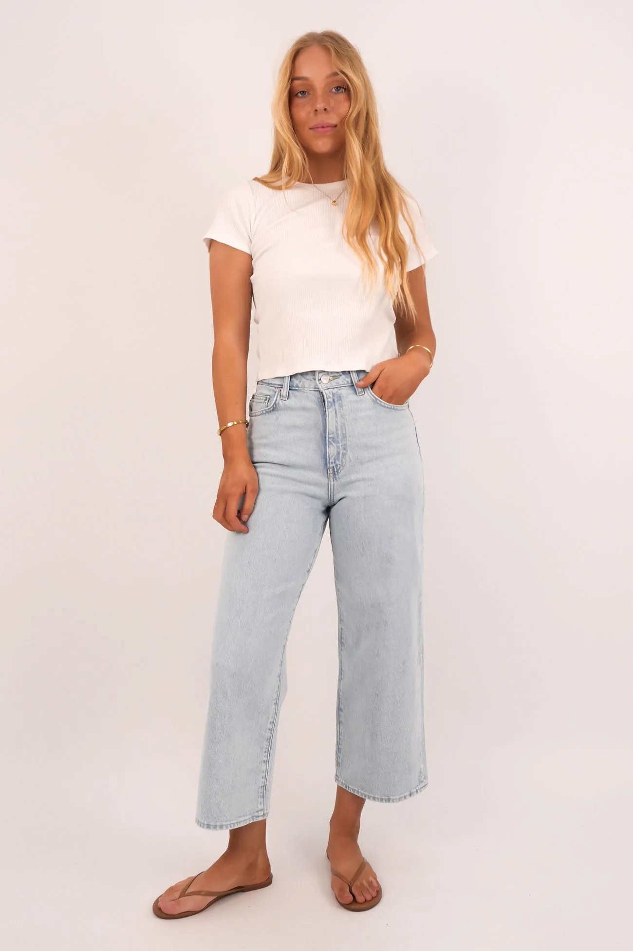 Hi Wide Crop Jean Mirage Blue Odor Control Tech