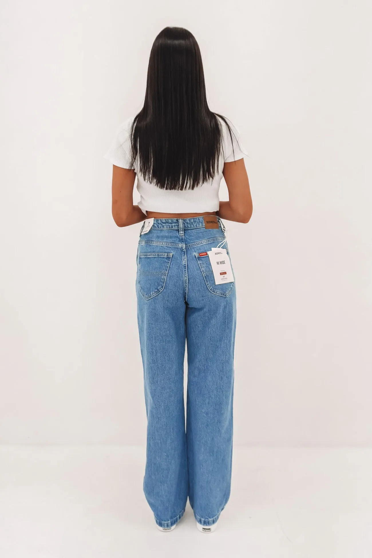 Hi Wide Jean Worn In Blue Daily Fashion