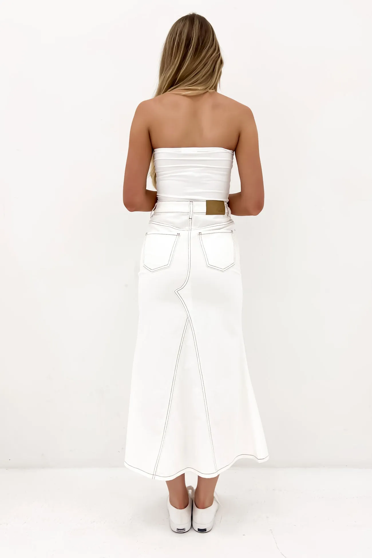 Lana Skirt Vintage White Breezy Look Contoured Waist