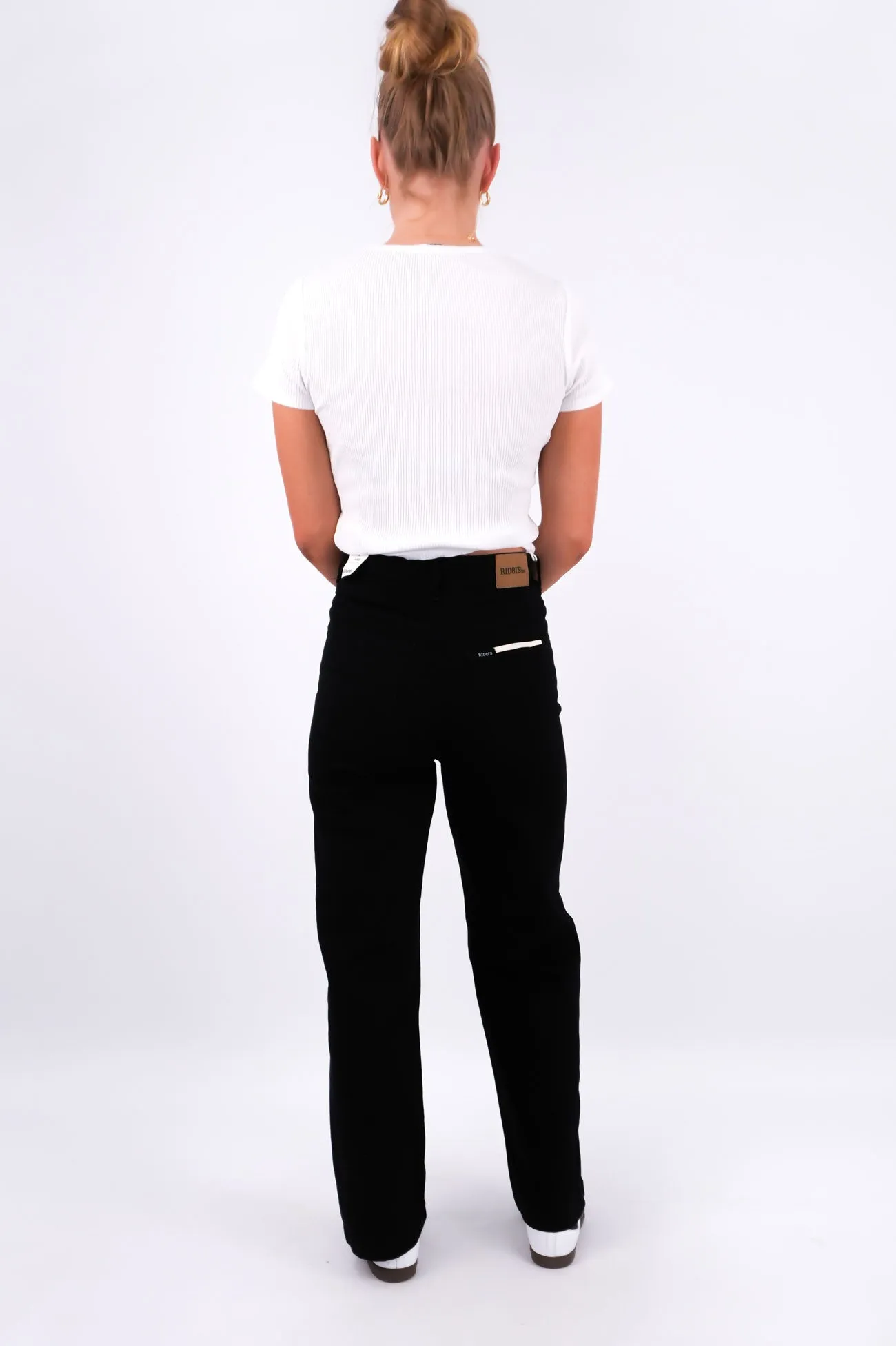 Couple Look Eco Friendly Timeless casual Hi Wide Jean Washed Black Petite