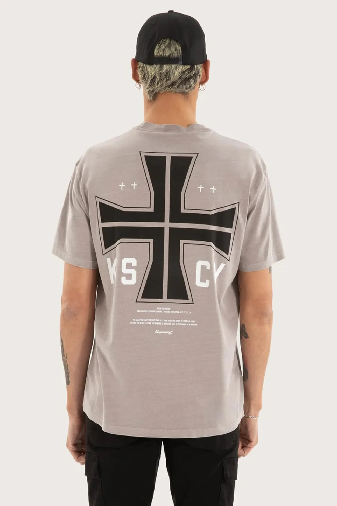 Hollow Relaxed Tee Pigment Gull Everyday Top