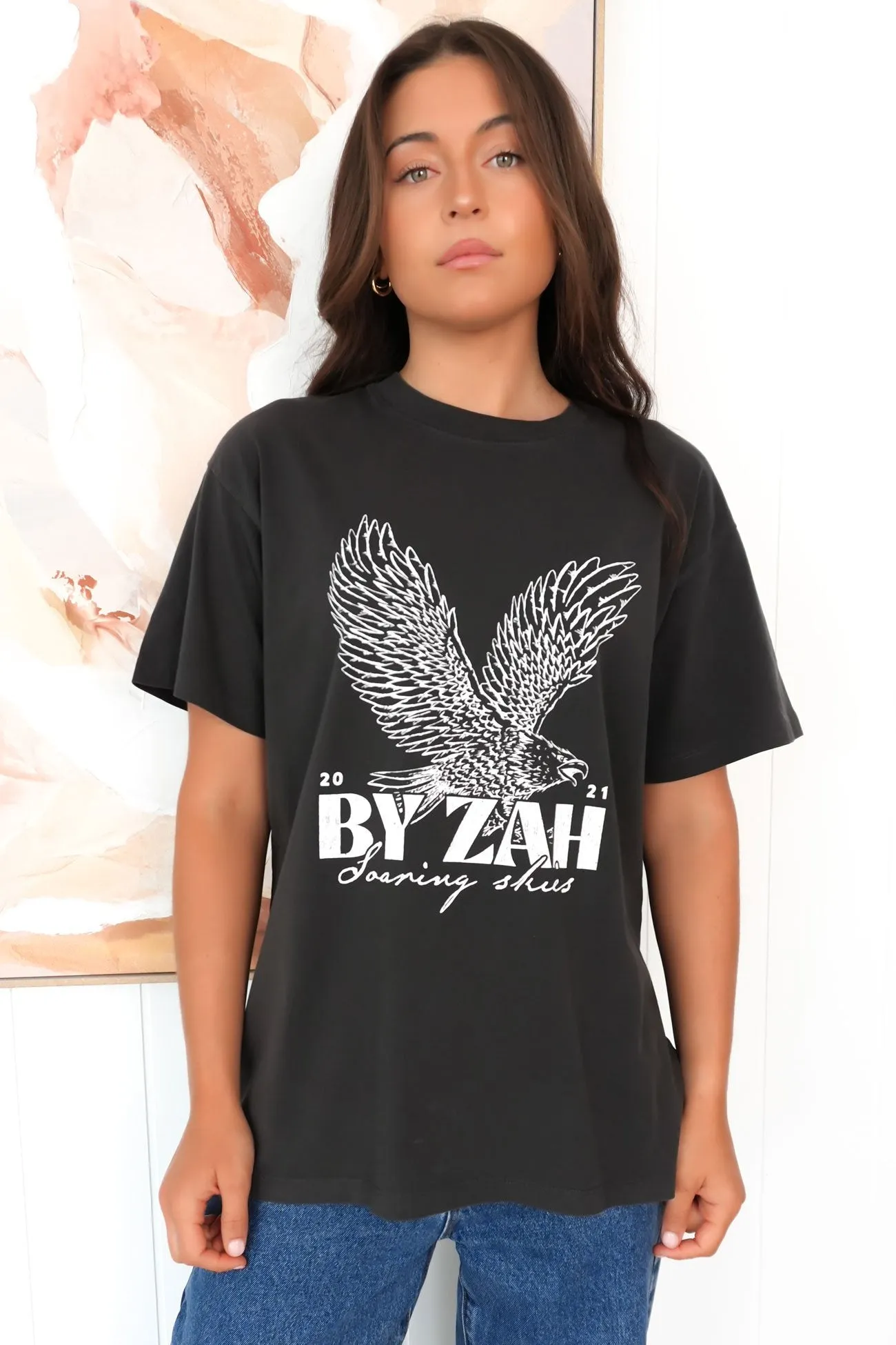 Hudson Eagle Tee Washed Black Autumn coziness