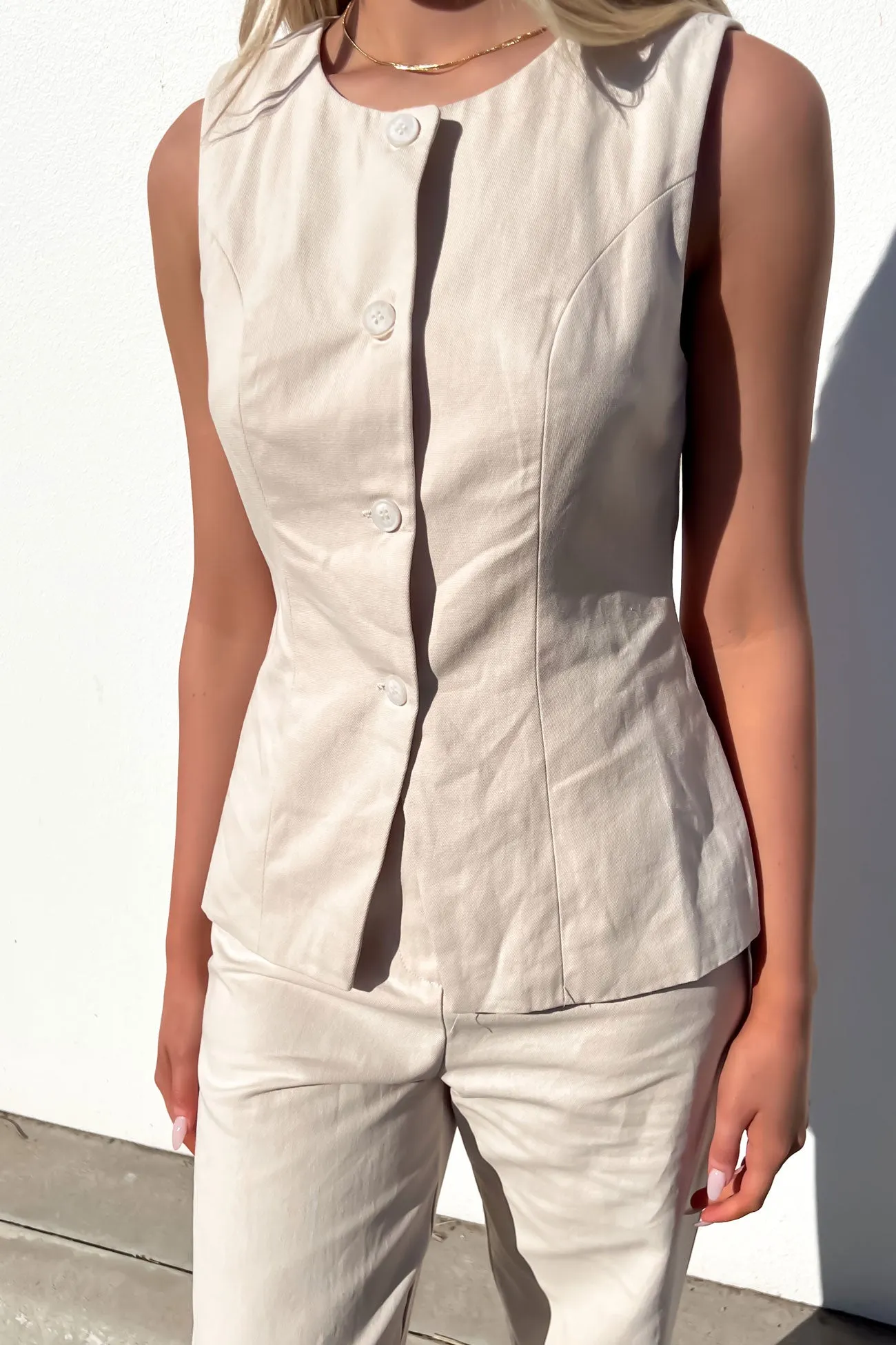 commitment Enhanced Ventilation Hugh Vest Oat