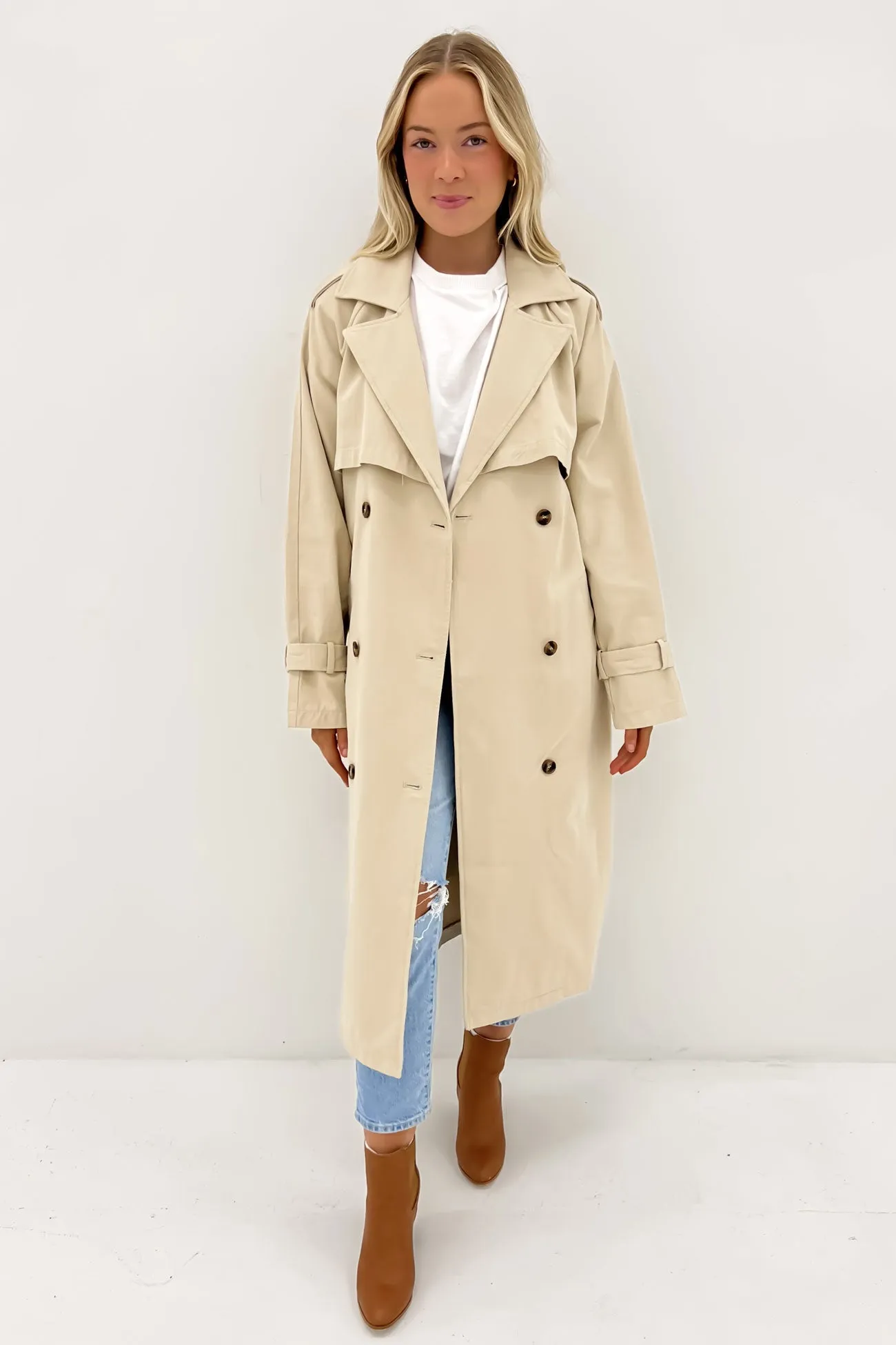 Advanced Insulation Eve Trench Coat Tan