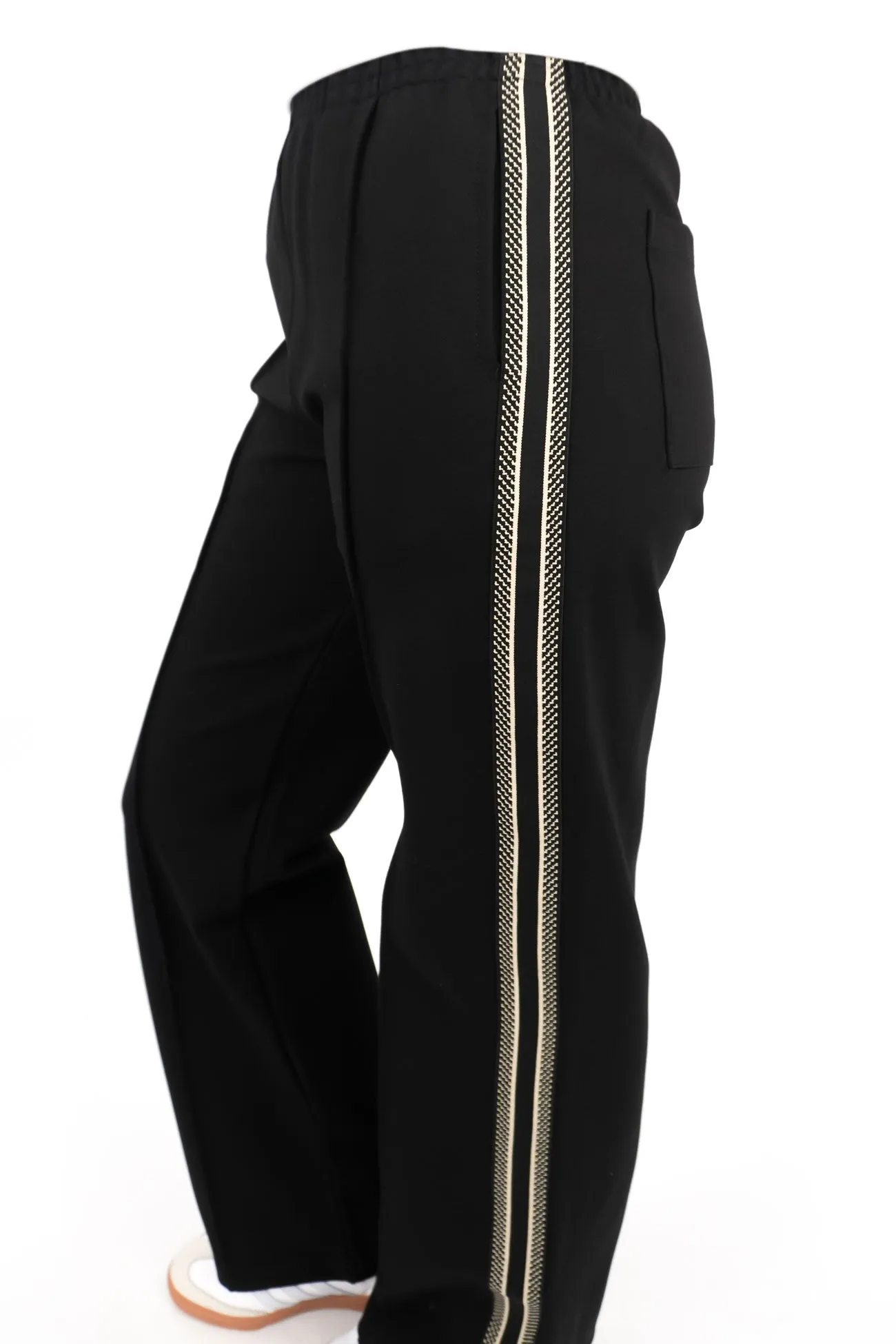 Cozy Material Thermal Regulating Isabella Pant Black Geo