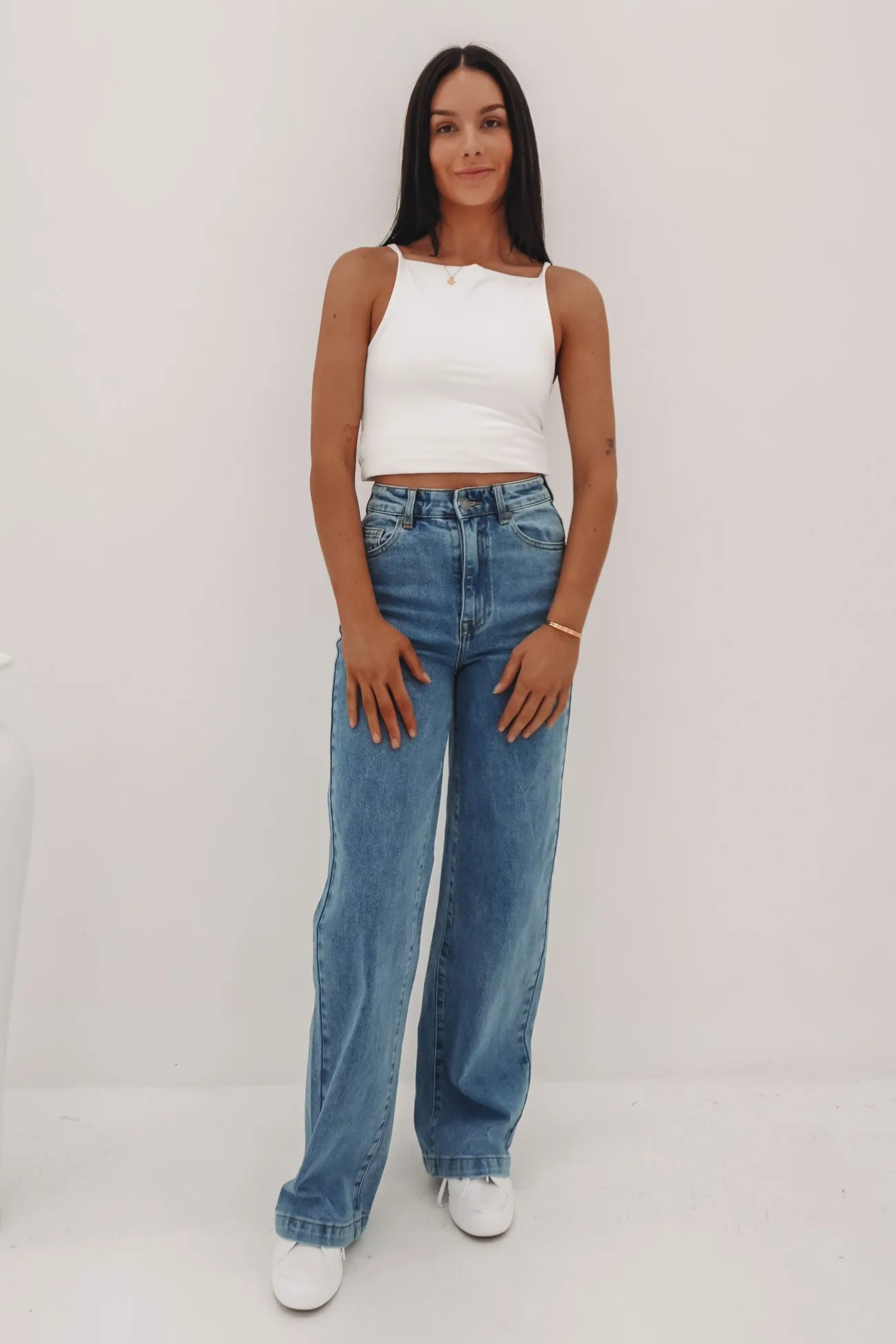 City Walk Bold Look Weekend Warrior Creative Look Modern Jacqui Wide Leg Jean Light Blue