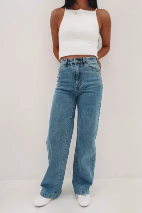 Relaxed Thigh Cut Jacqui Wide Leg Jean Light Blue