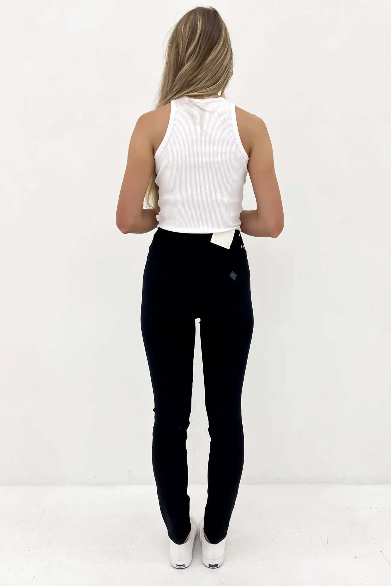 A 94 Skinny Jean Black Magic Recycled Cotton Blend