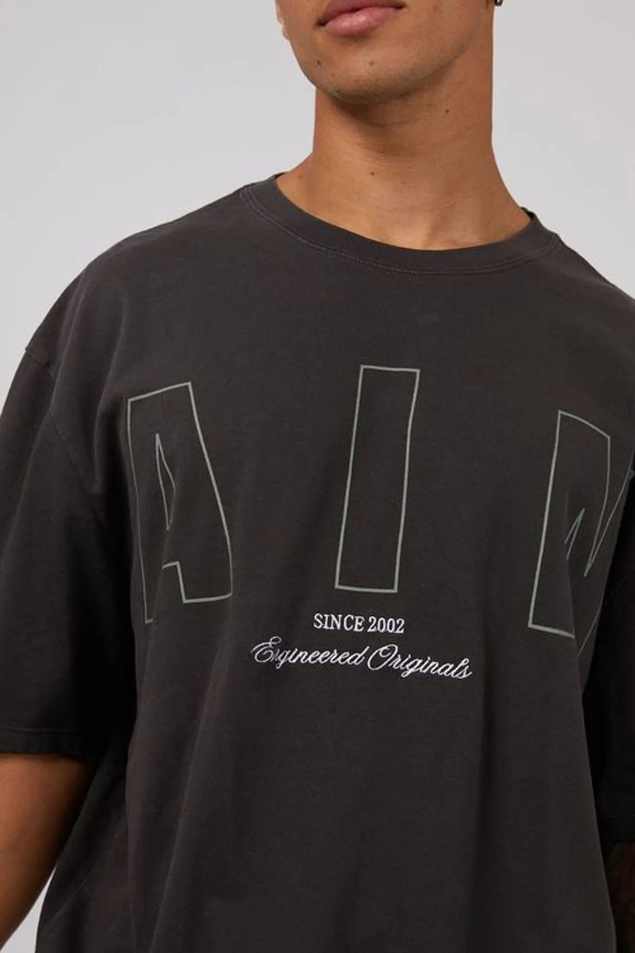 Riser Tee Washed Black Snag Resistant Surface Weekend Comfort