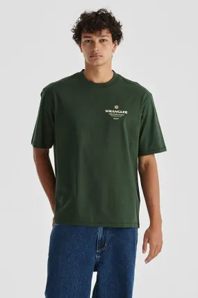 Stylish Outfit Kicks Slacker Tee Mountain