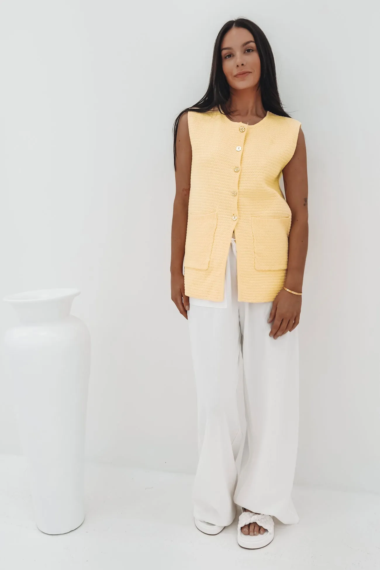 popular in hot regions Support Kiele Knit Vest Yellow