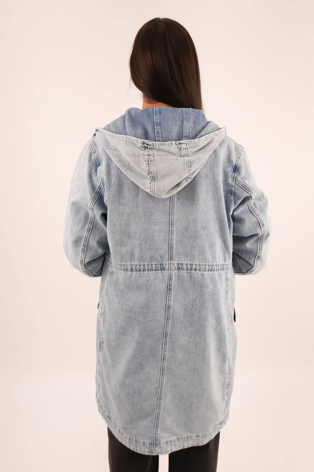 Kingston Longline Anorak Light Blue Microfiber texture
