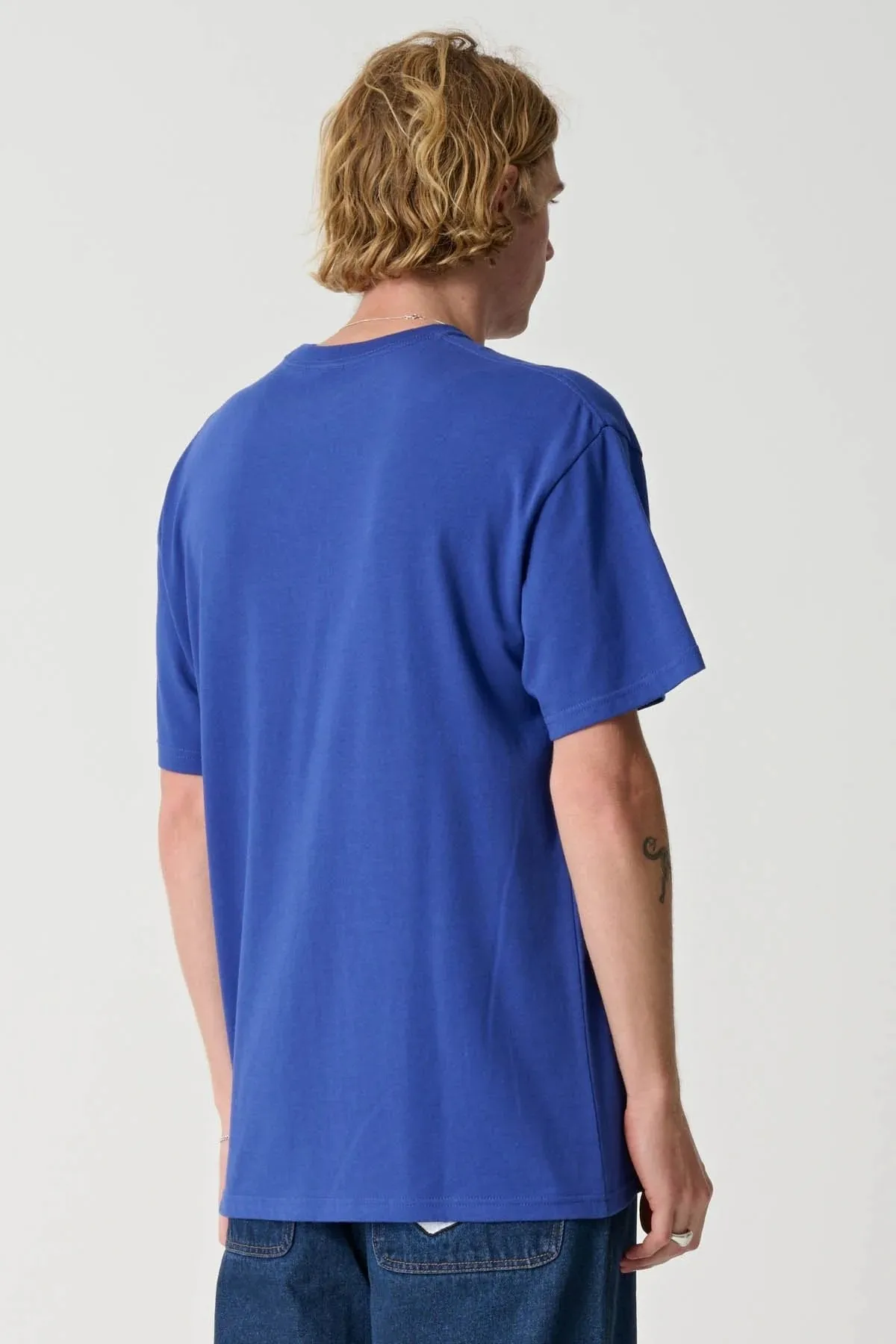 LA XL Short Sleeve Tee Blue Comfortable Style winter warmth