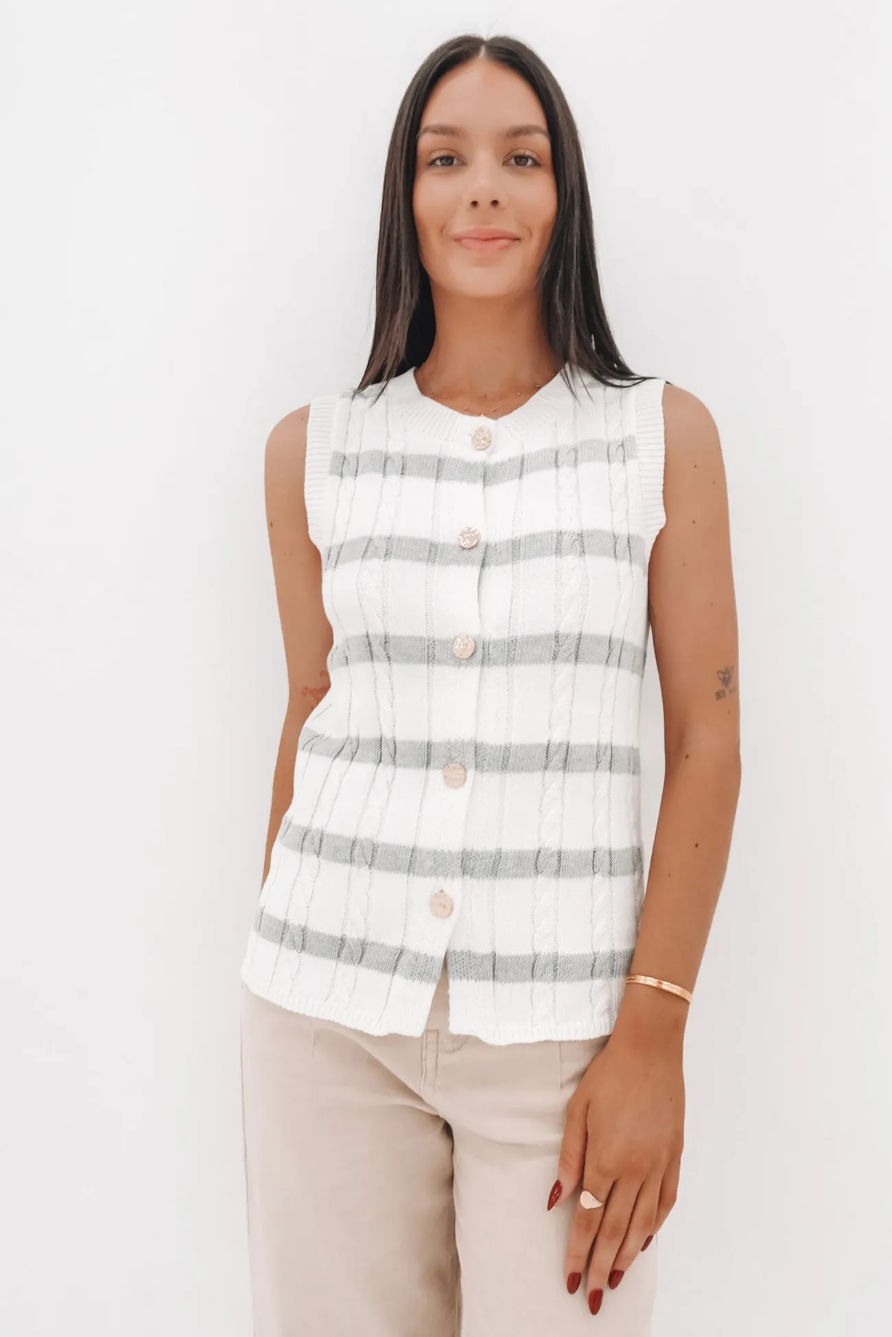 Low Weight Build Ellidy Knit Vest Grey Stripe