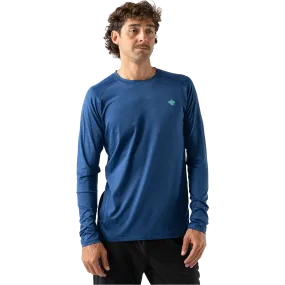 NonRestrictive Fit Men's EZ Tee Long Sleeve