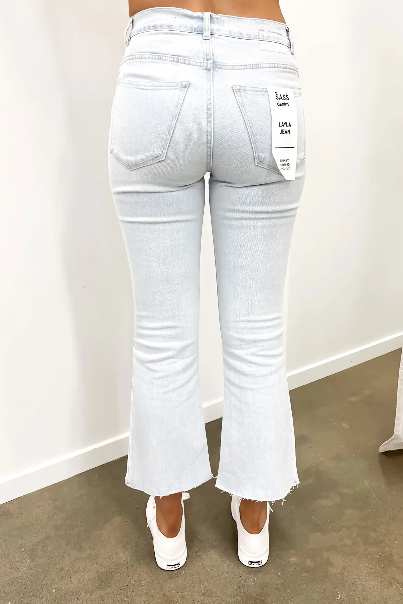 Holiday Vibes Stretch Layla Jean 96 Bleached Wash