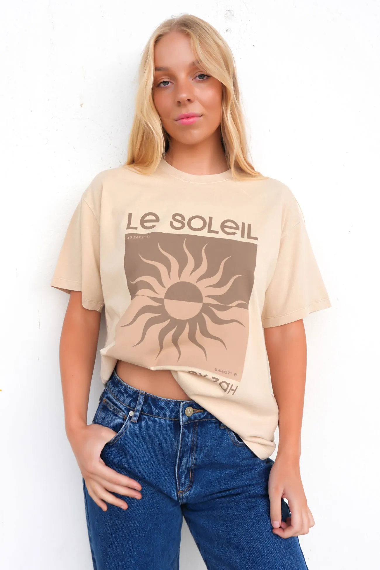 Le Soleil Tee Beige Simple and Comfortable