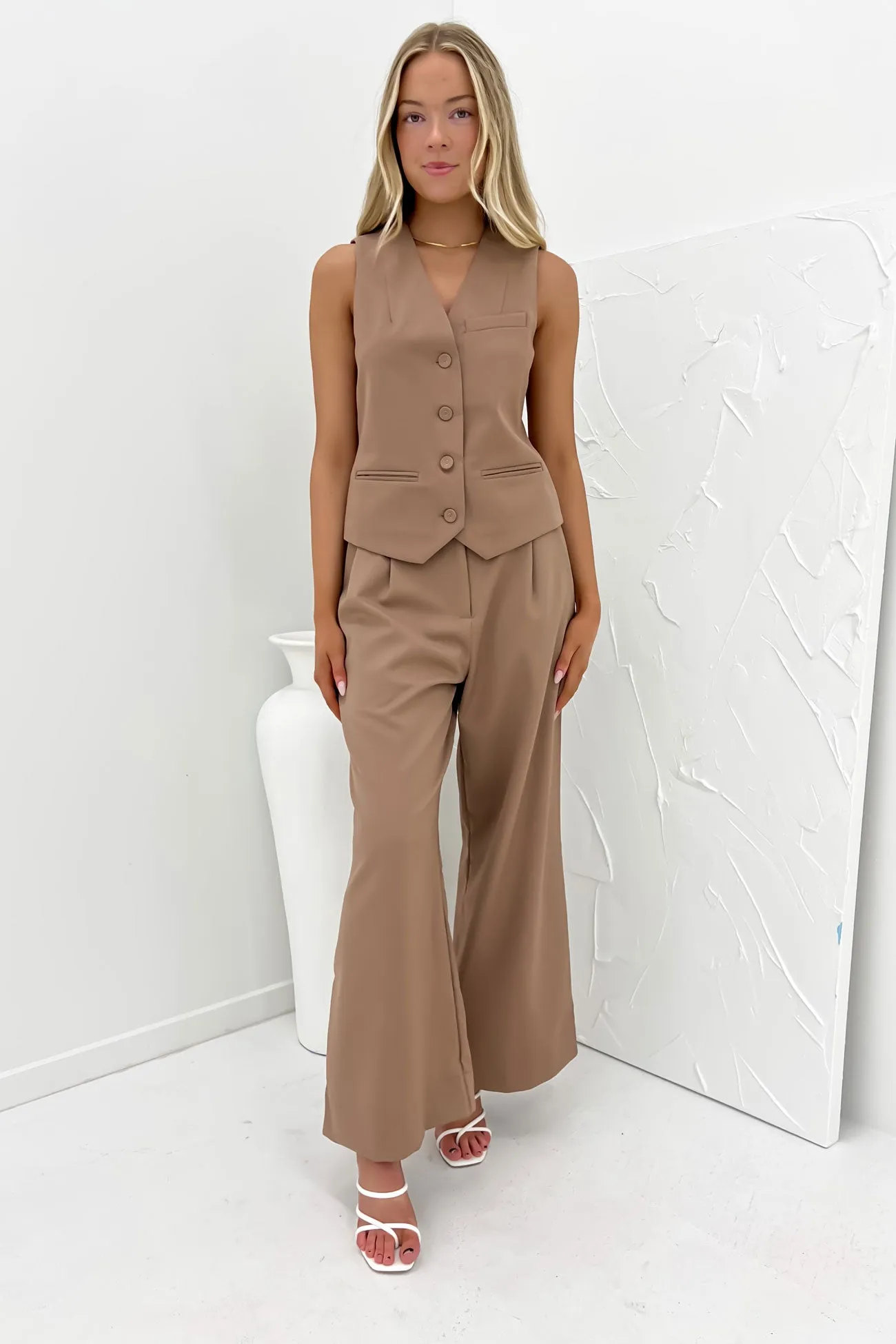 Tapered ankle Movement Ease Liarna Pant Mocha