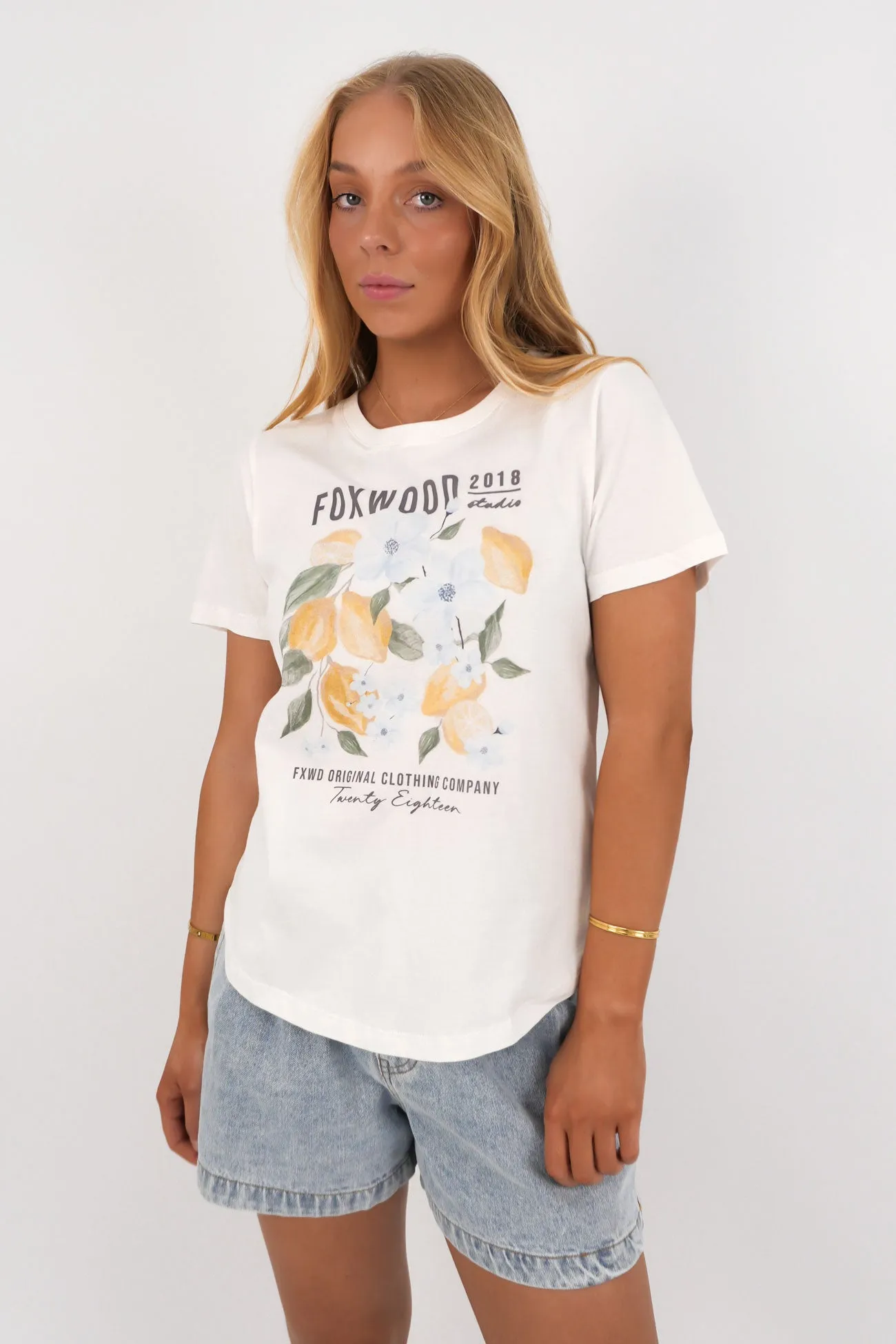 Limoncello Tee Vintage White Luxury exclusivity Chic and Soft
